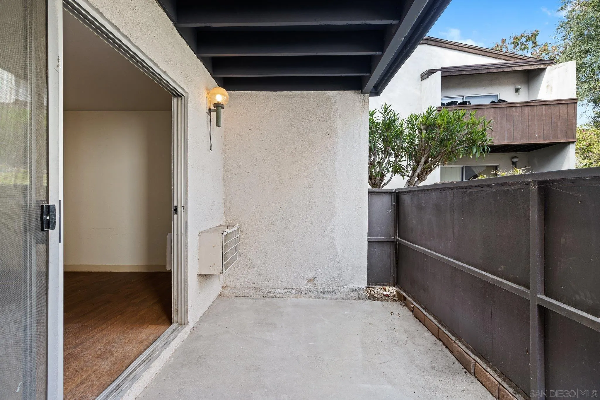 Photo #5: 250022837 Listing 