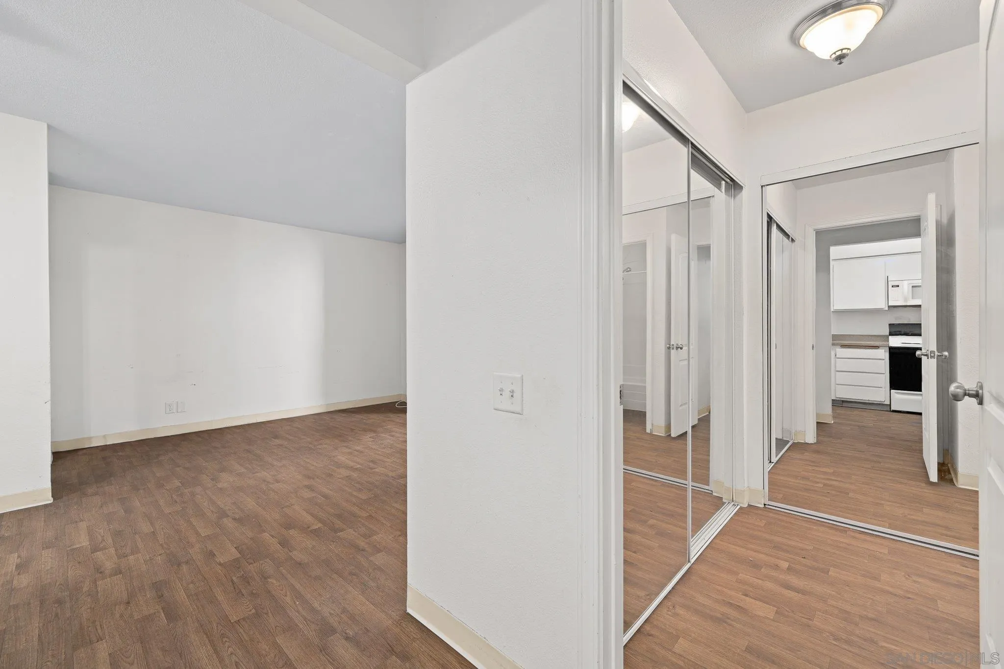 Photo #9: 250022837 Listing: Photo #9