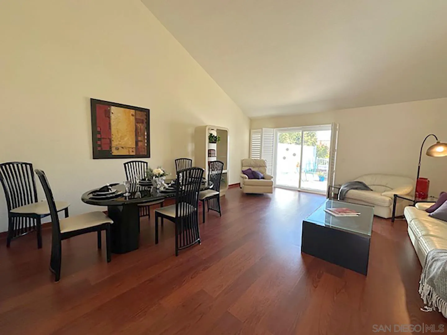 Photo #4: 250022855 Listing 