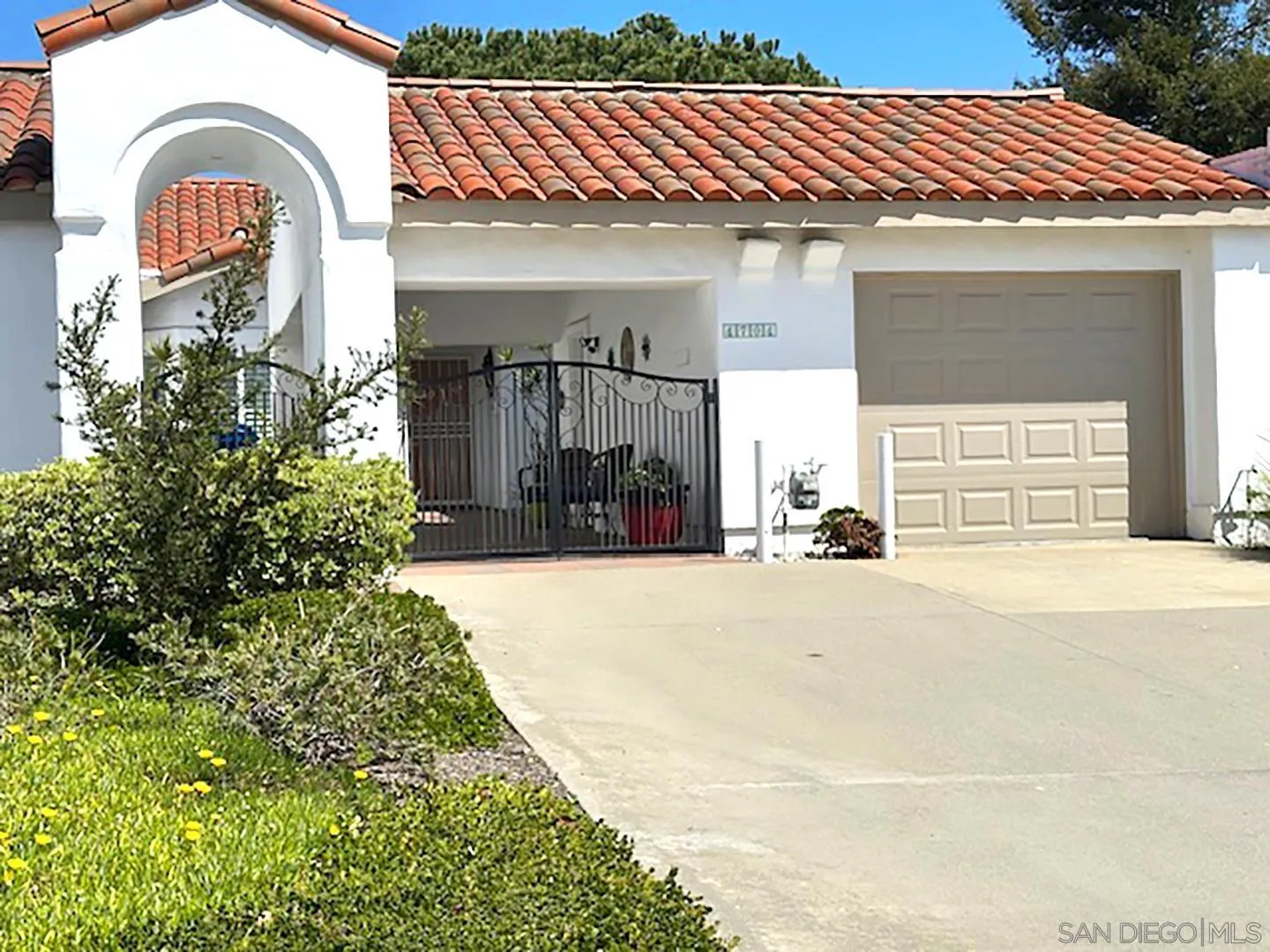 MLS: 250022855 Condo For Sale