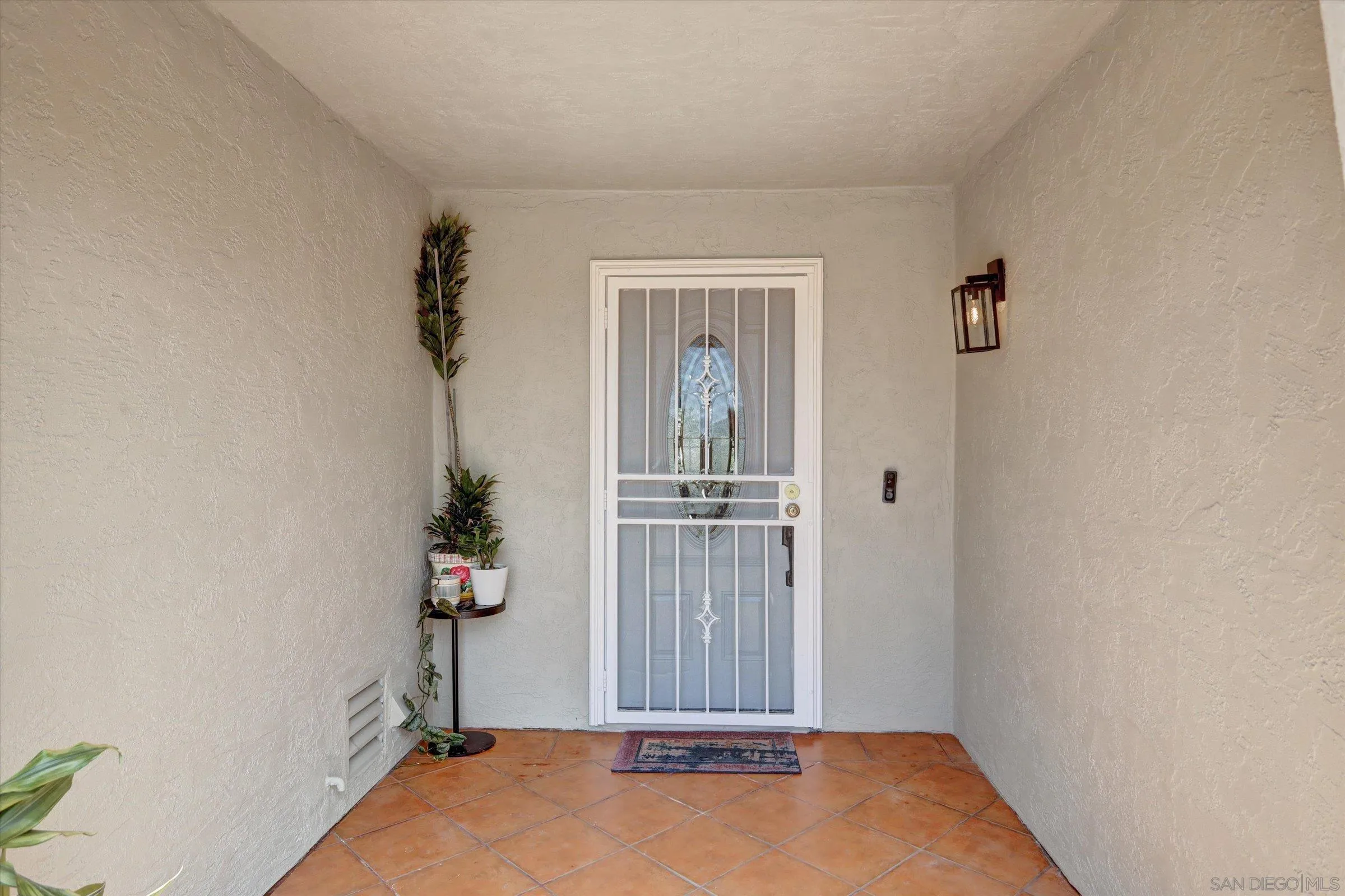 Photo #3: 250022857 Listing 