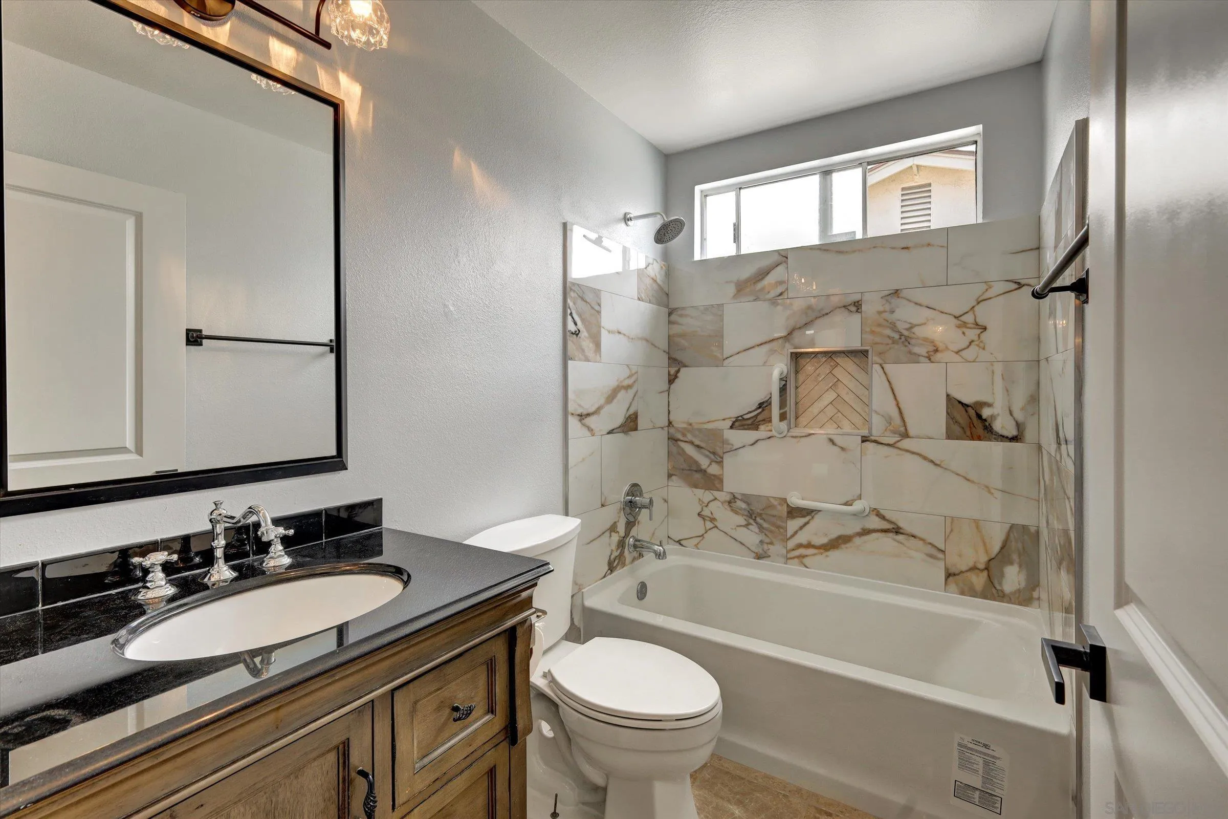 Photo #15: 250022857 Listing: Photo #15