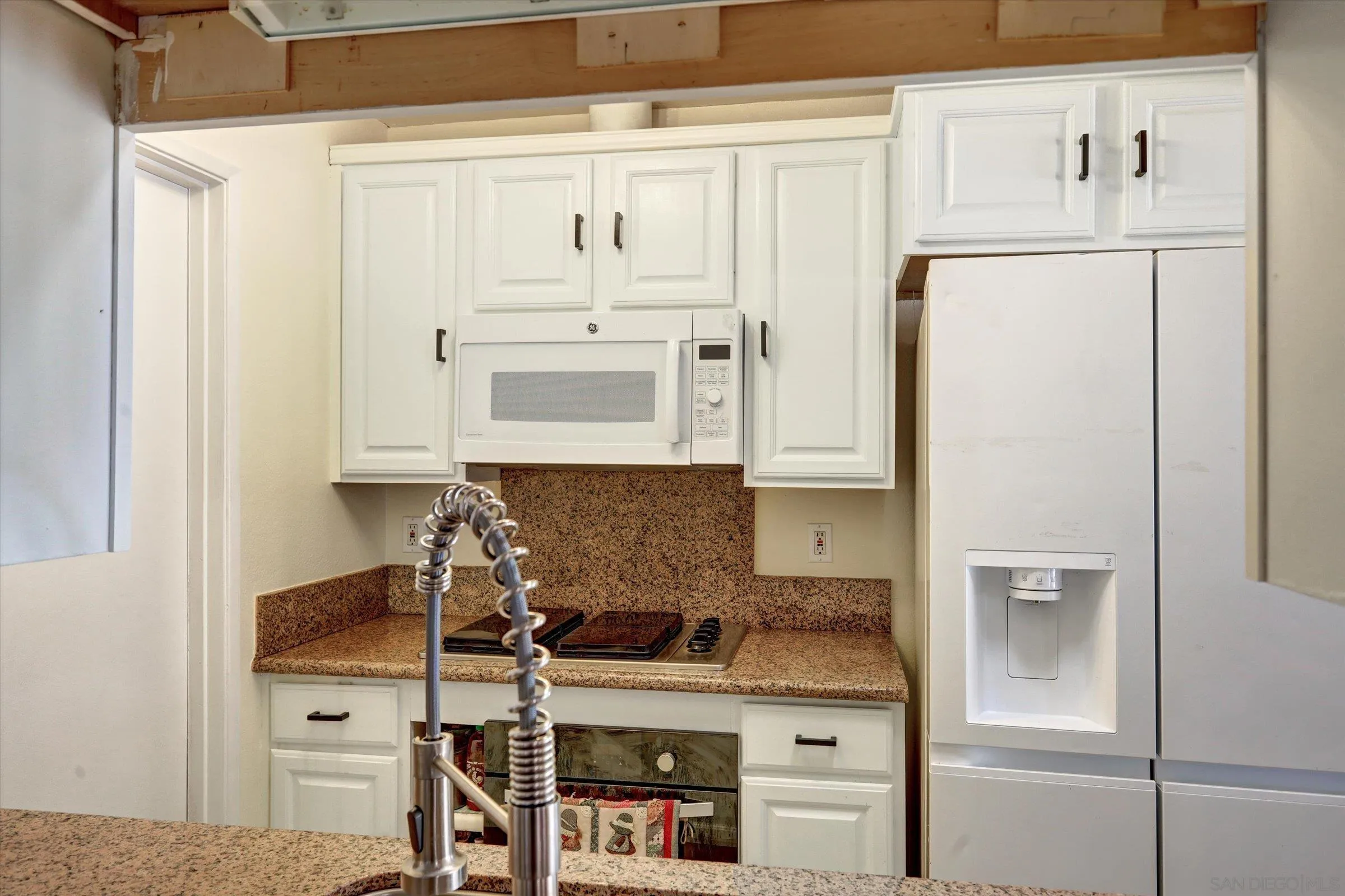 Photo #10: 250022857 Listing: Photo #10