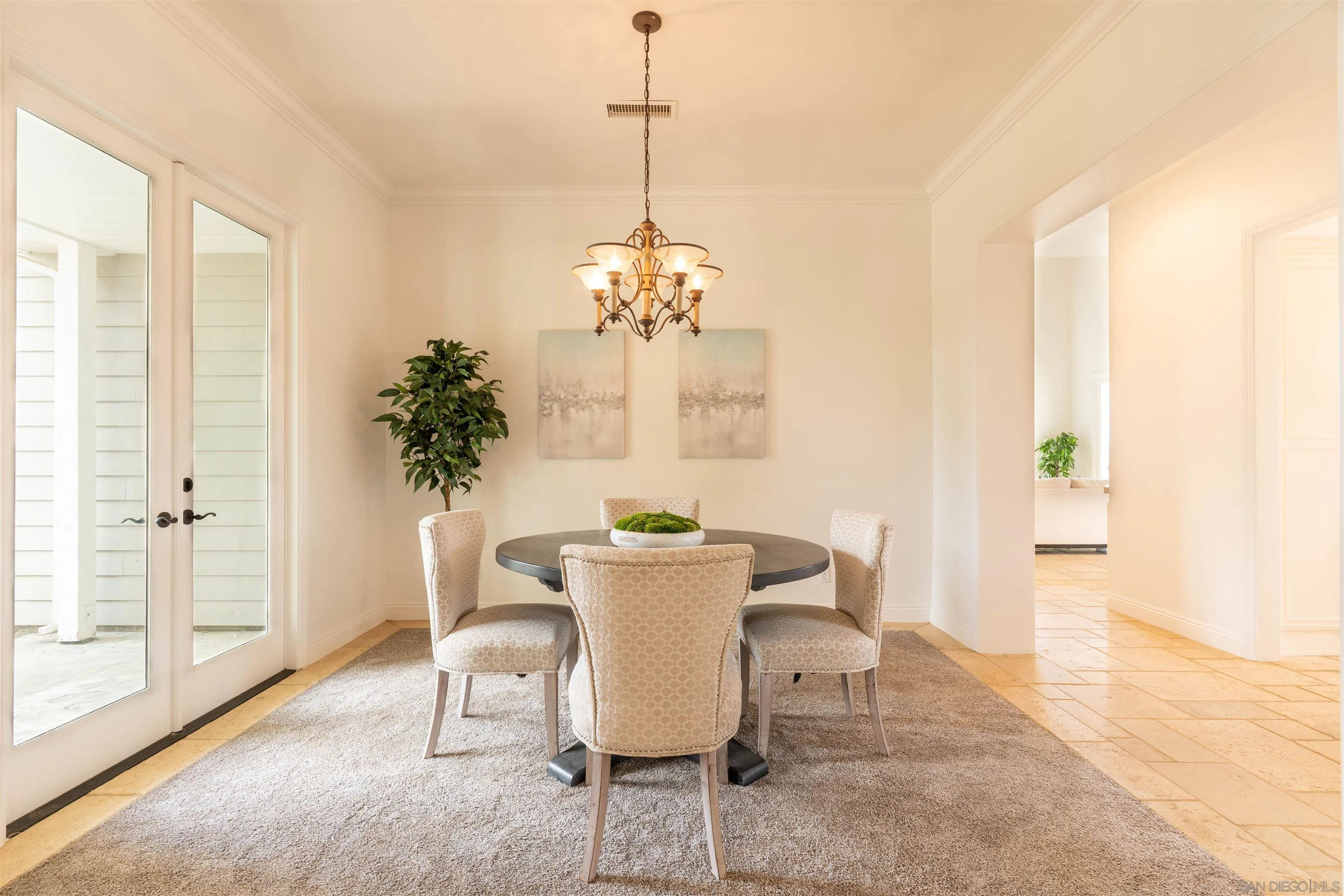https://cdn.realtyfeed.com/cdn/127/250022901/0806a48de6b155a42627d199e4747641.webp