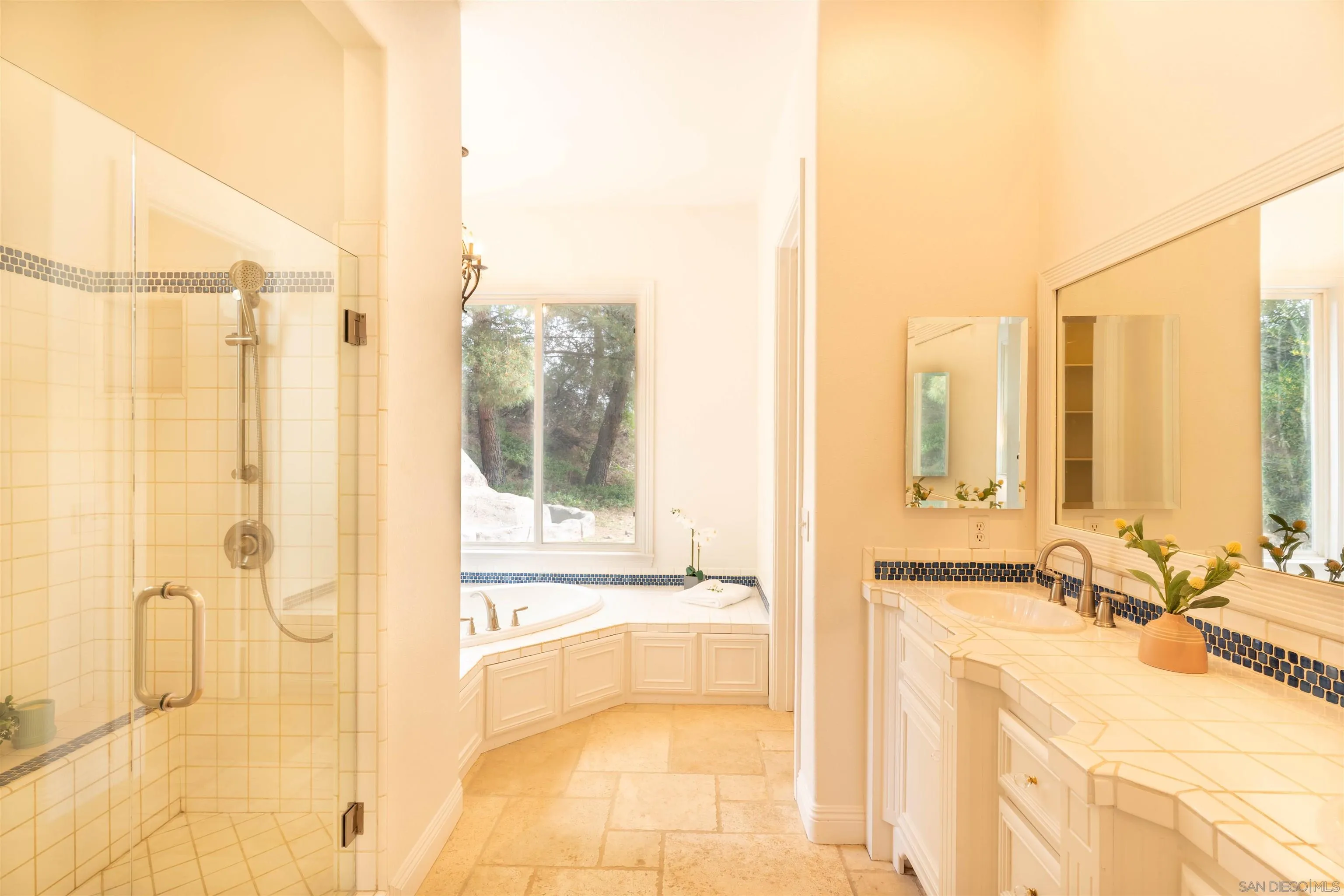 https://cdn.realtyfeed.com/cdn/127/250022901/12500e81d6dd7639fd86e1cb63f3fab8.webp