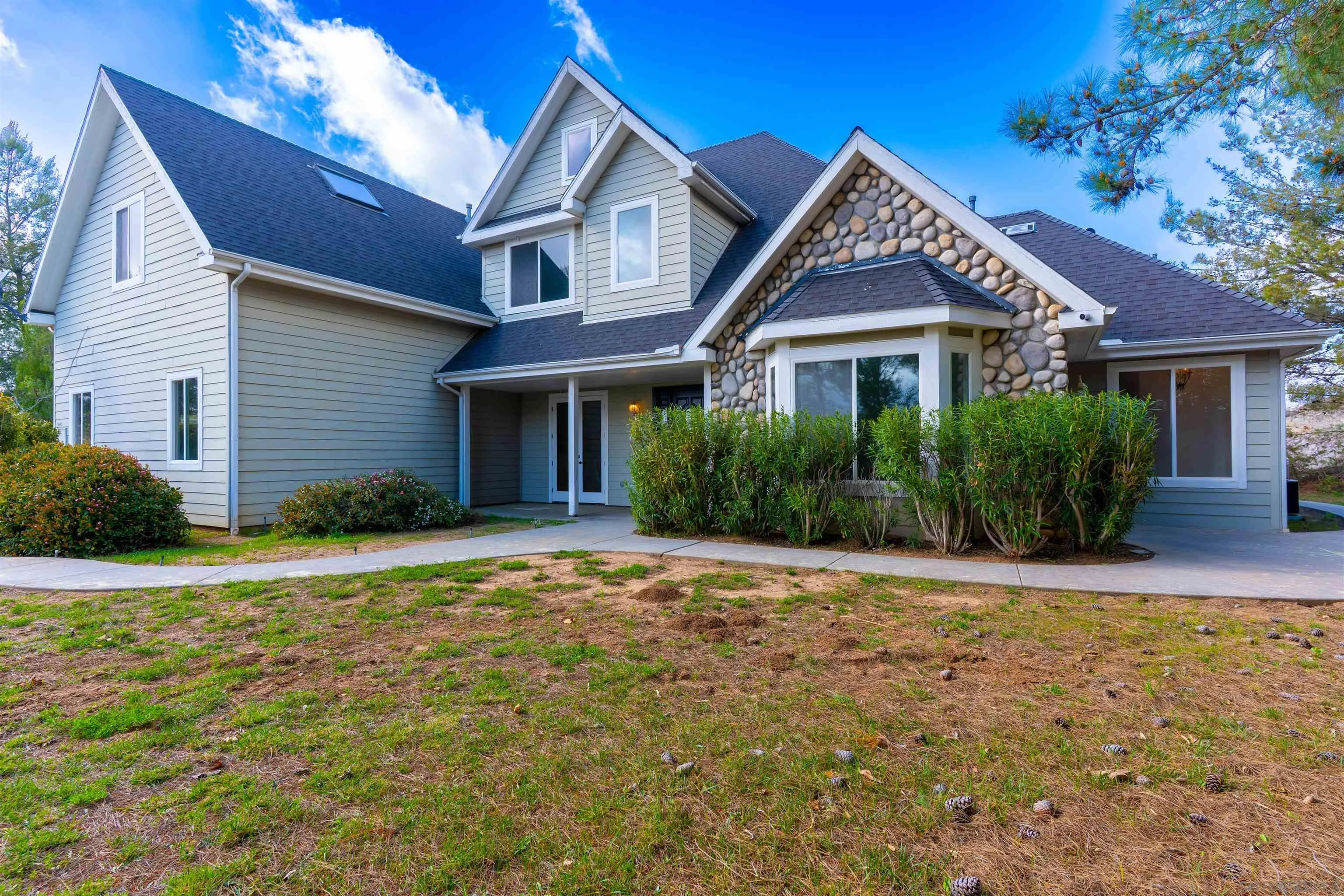 https://cdn.realtyfeed.com/cdn/127/250022901/6355c1af3e10194234e62fd99ed24e21.webp
