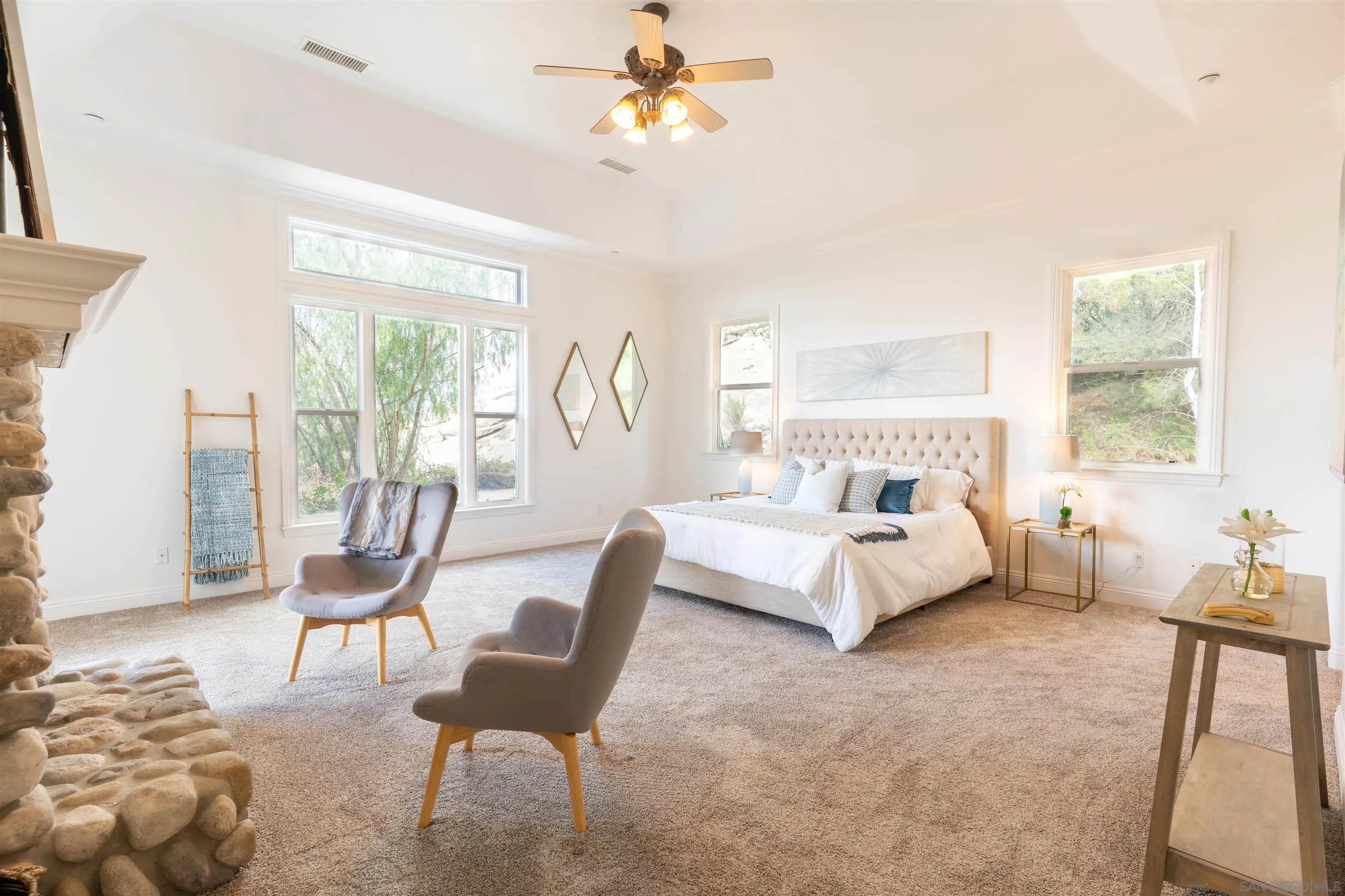 https://cdn.realtyfeed.com/cdn/127/250022901/a8fdfa8ec06d78f3676dc4406f558e34.webp