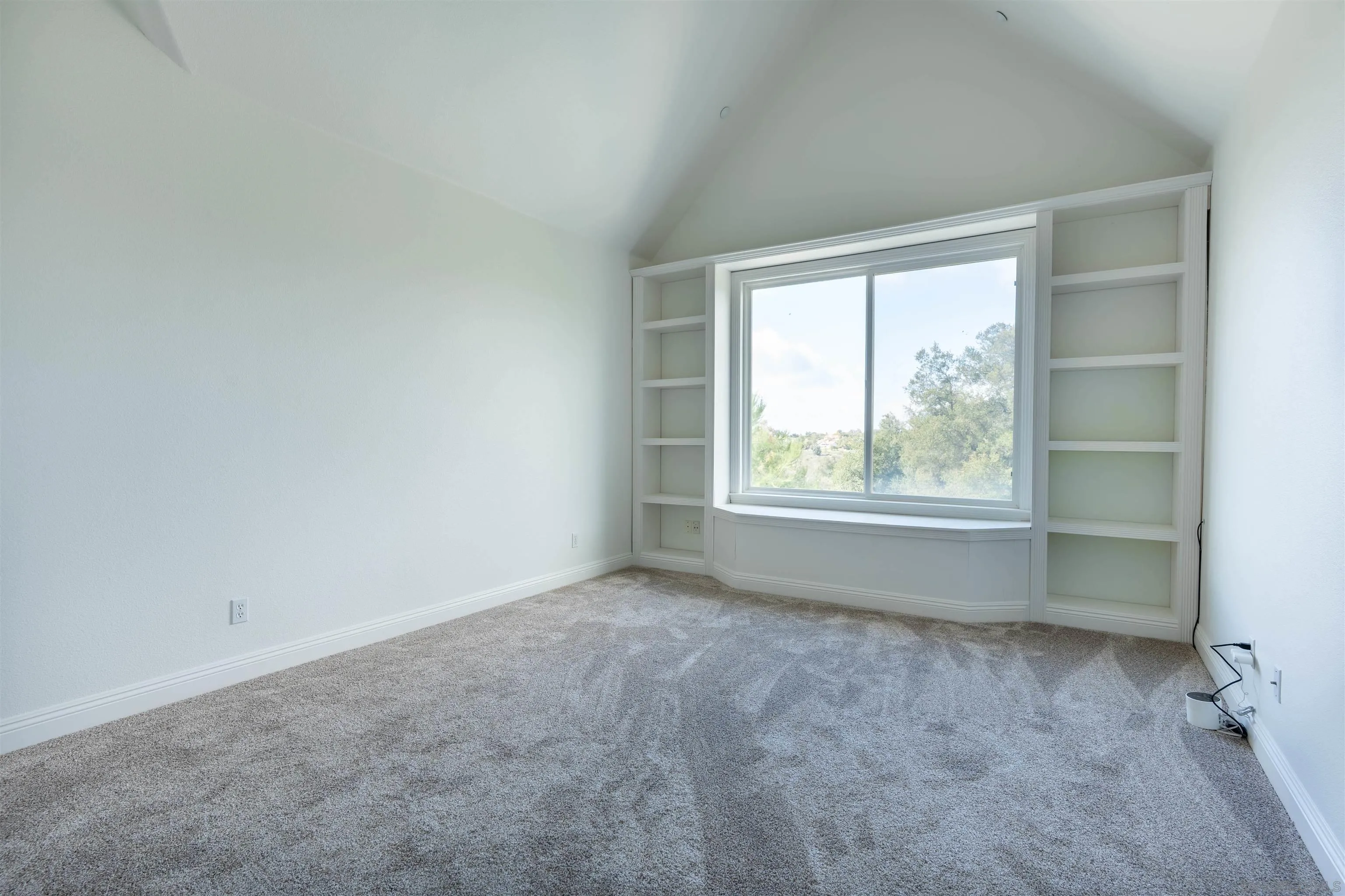 https://cdn.realtyfeed.com/cdn/127/250022901/af704828e9c98e73c04a2ee35a659da7.webp