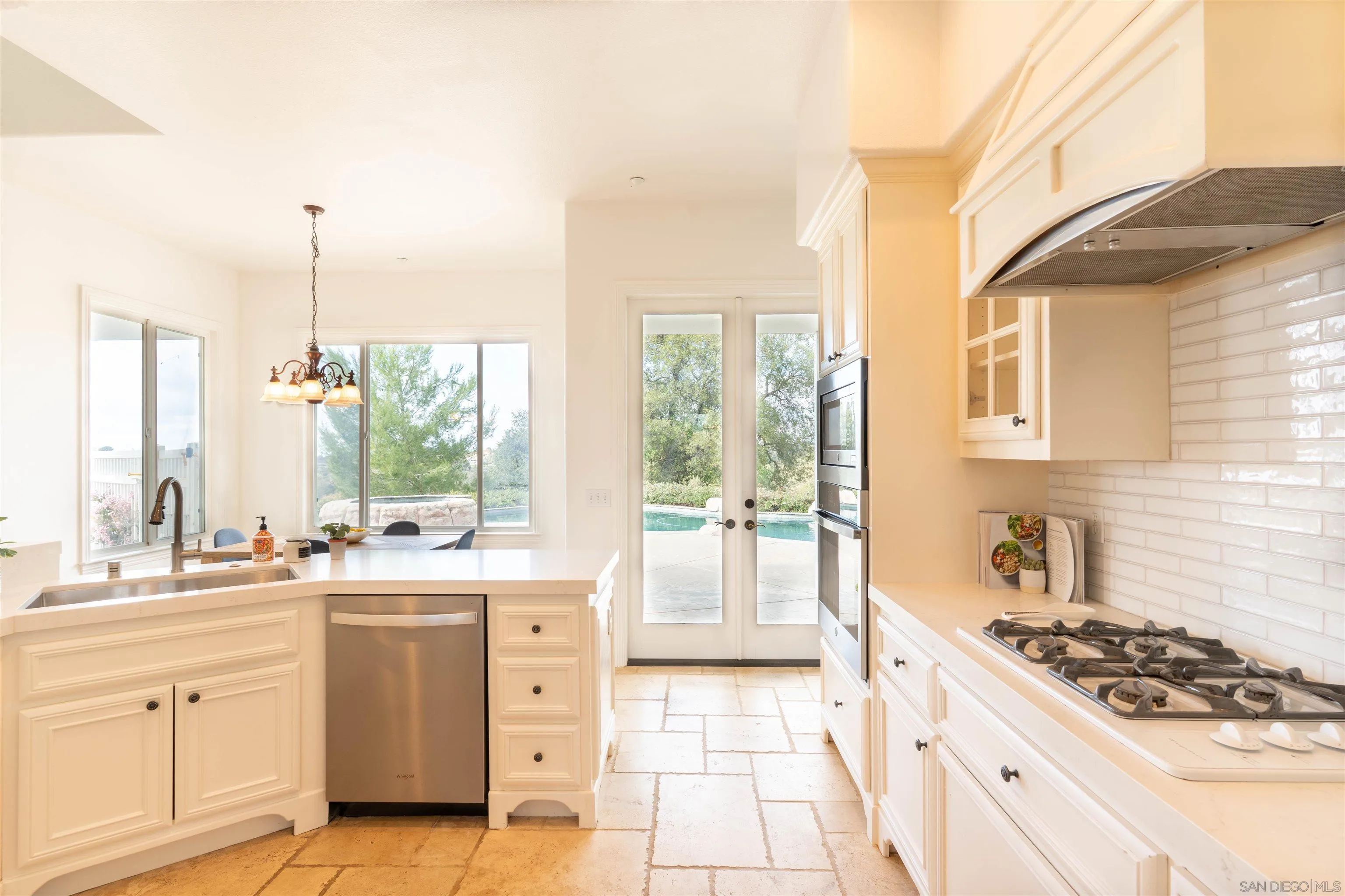 https://cdn.realtyfeed.com/cdn/127/250022901/bcb1fa0936963031c0027fc97f97379d.webp