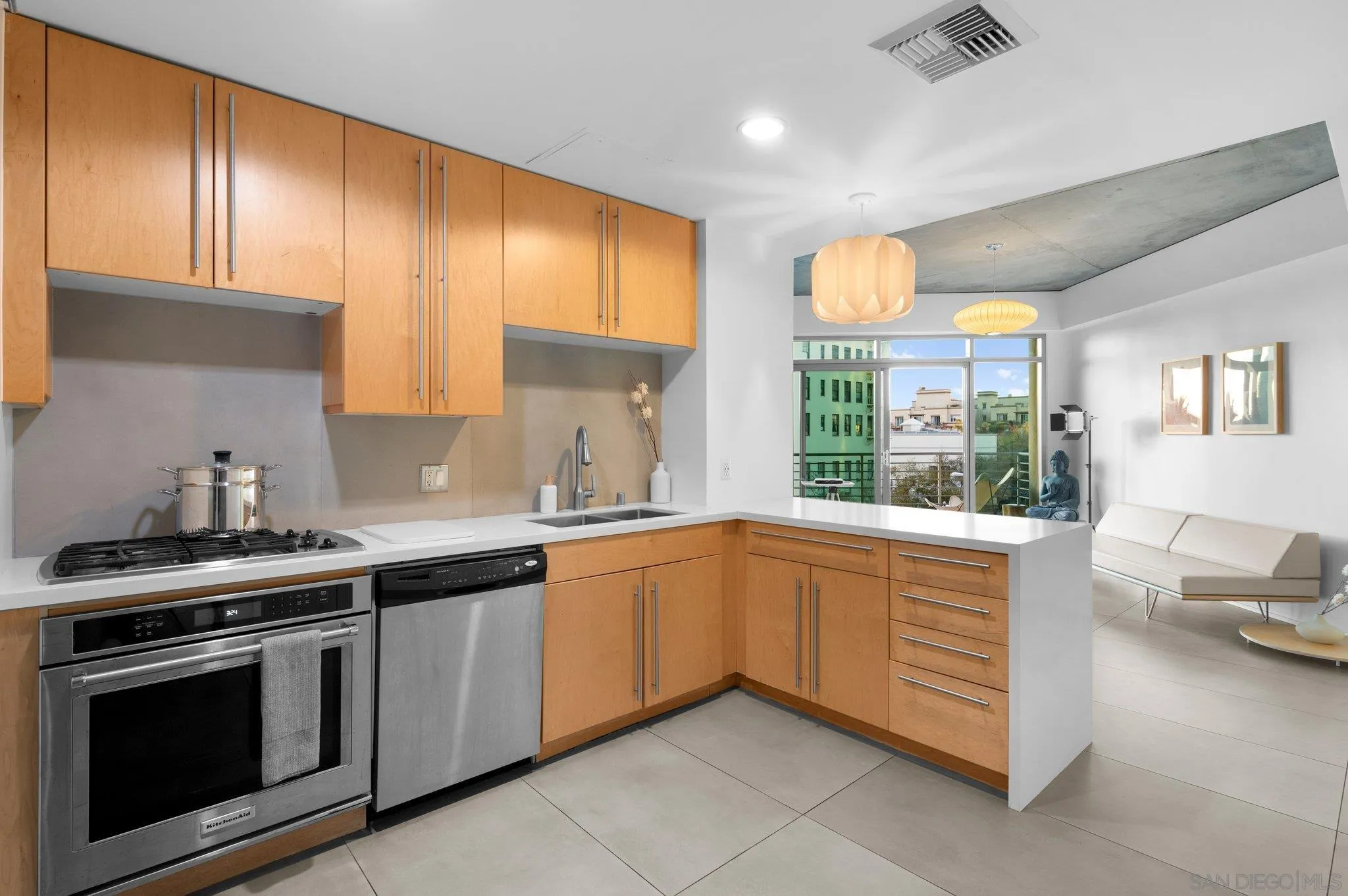 Photo #4: 250022921 Listing 