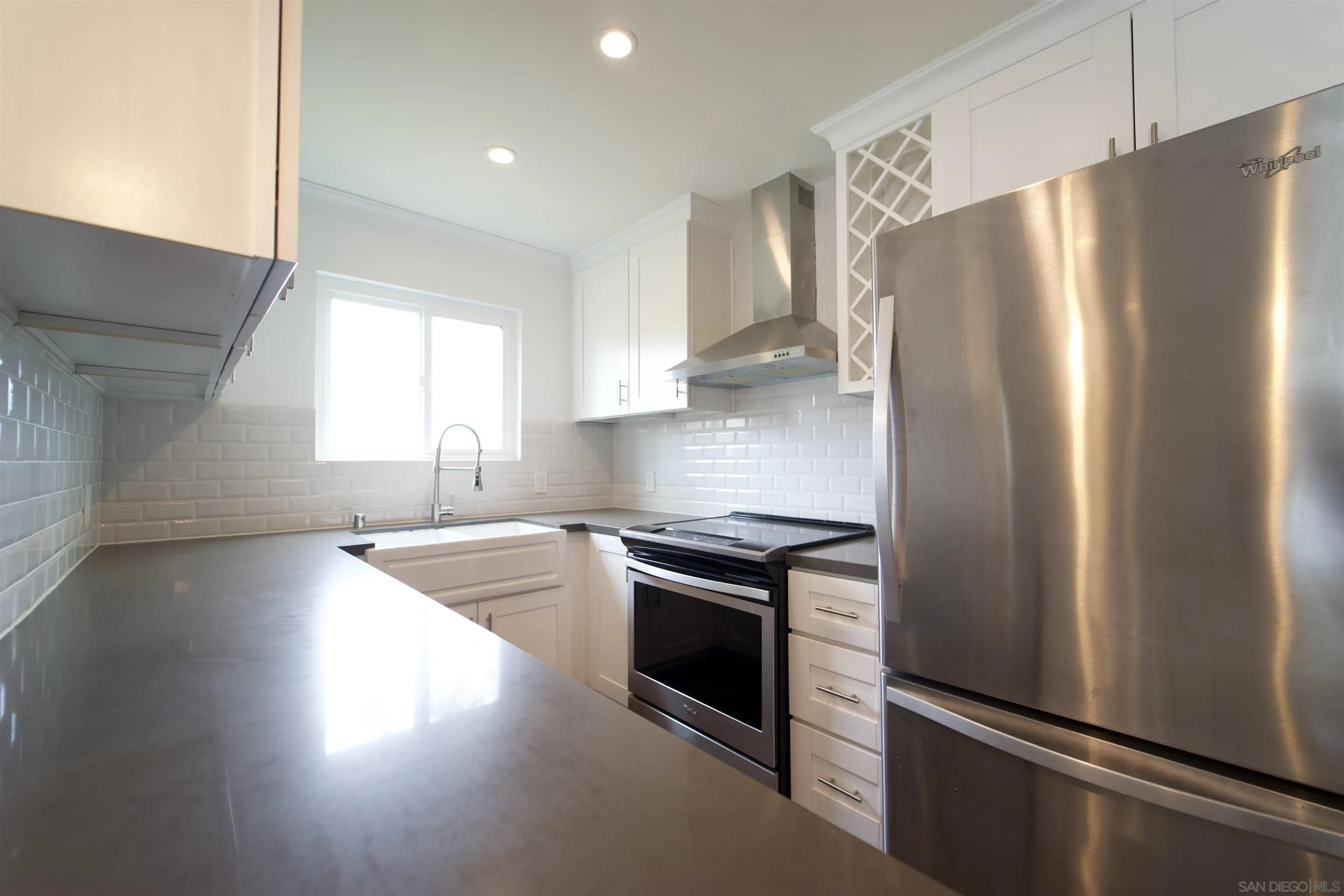Photo #7: 250022931 Listing: Photo #7