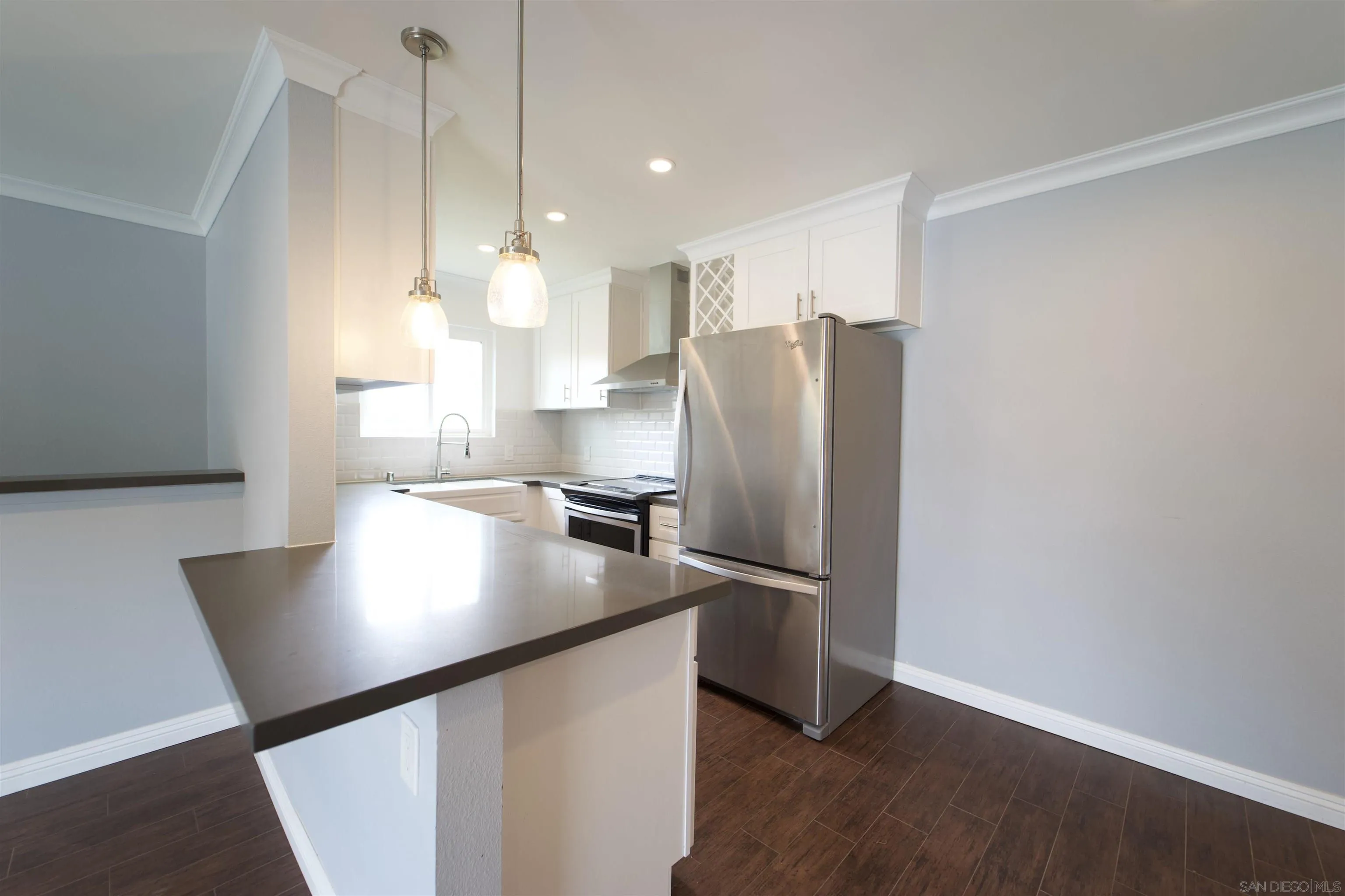 Photo #6: 250022931 Listing 