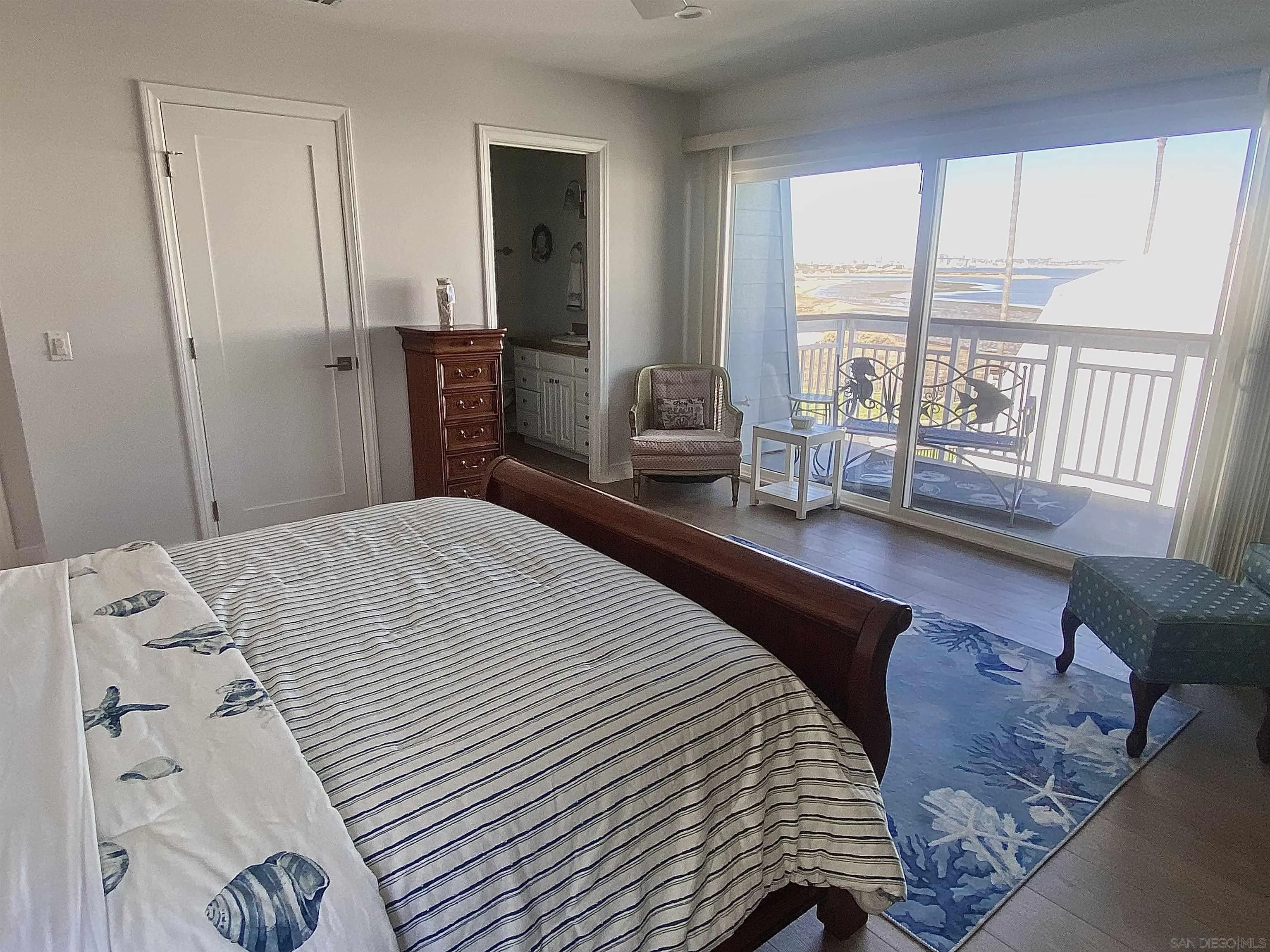 Photo #17: 250022937 Listing: Photo #17