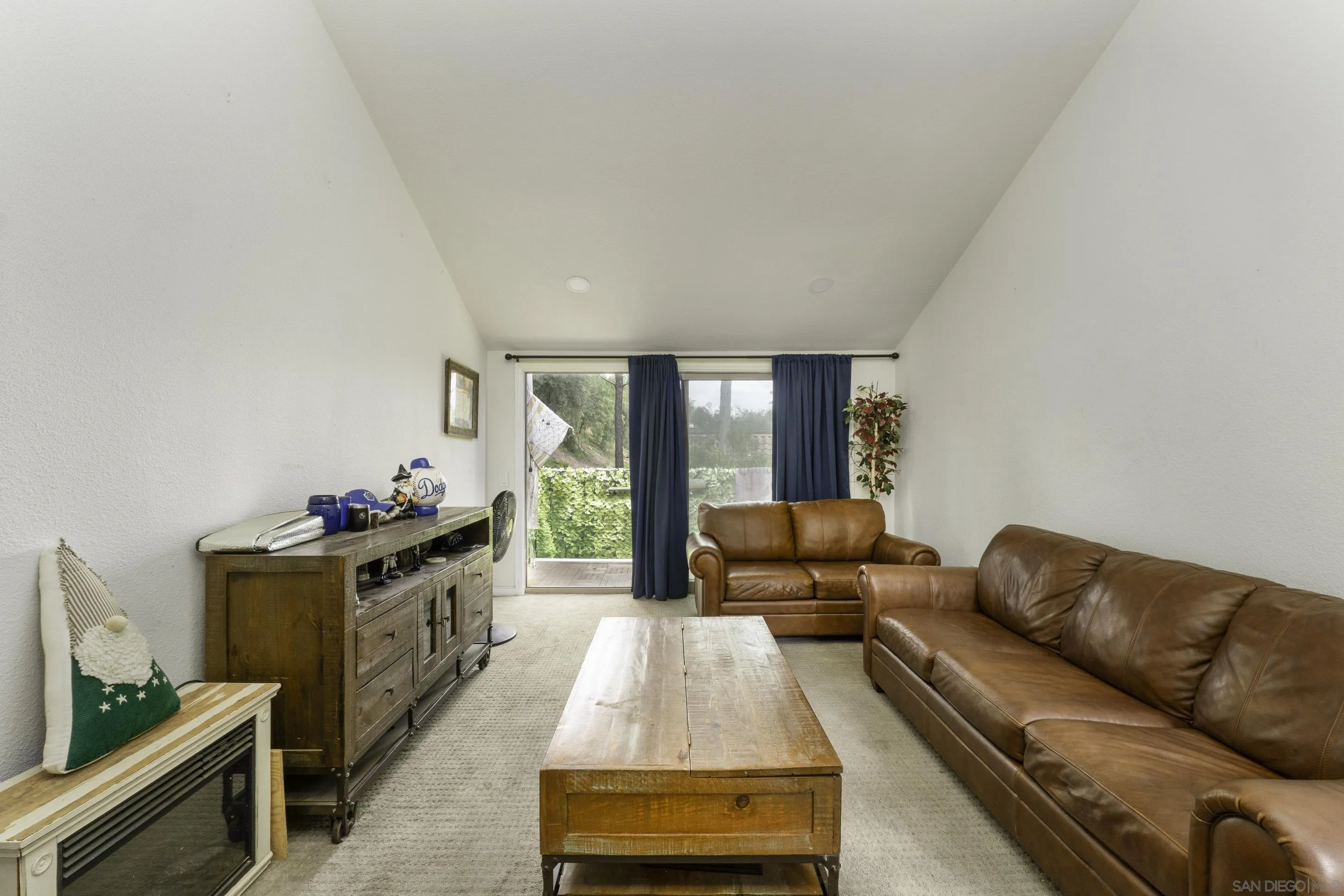 Photo #6: 250022988 Listing 