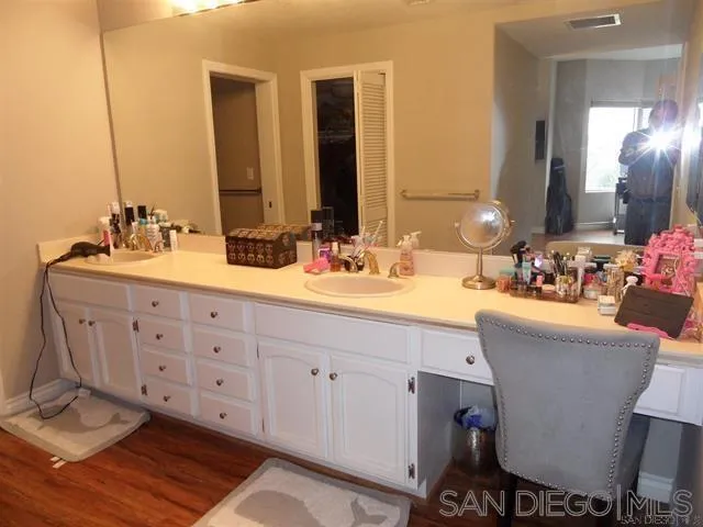 https://cdn.realtyfeed.com/cdn/127/250023019/e9a1ee99b1bc80714f2a07ef32b0edbc.webp
