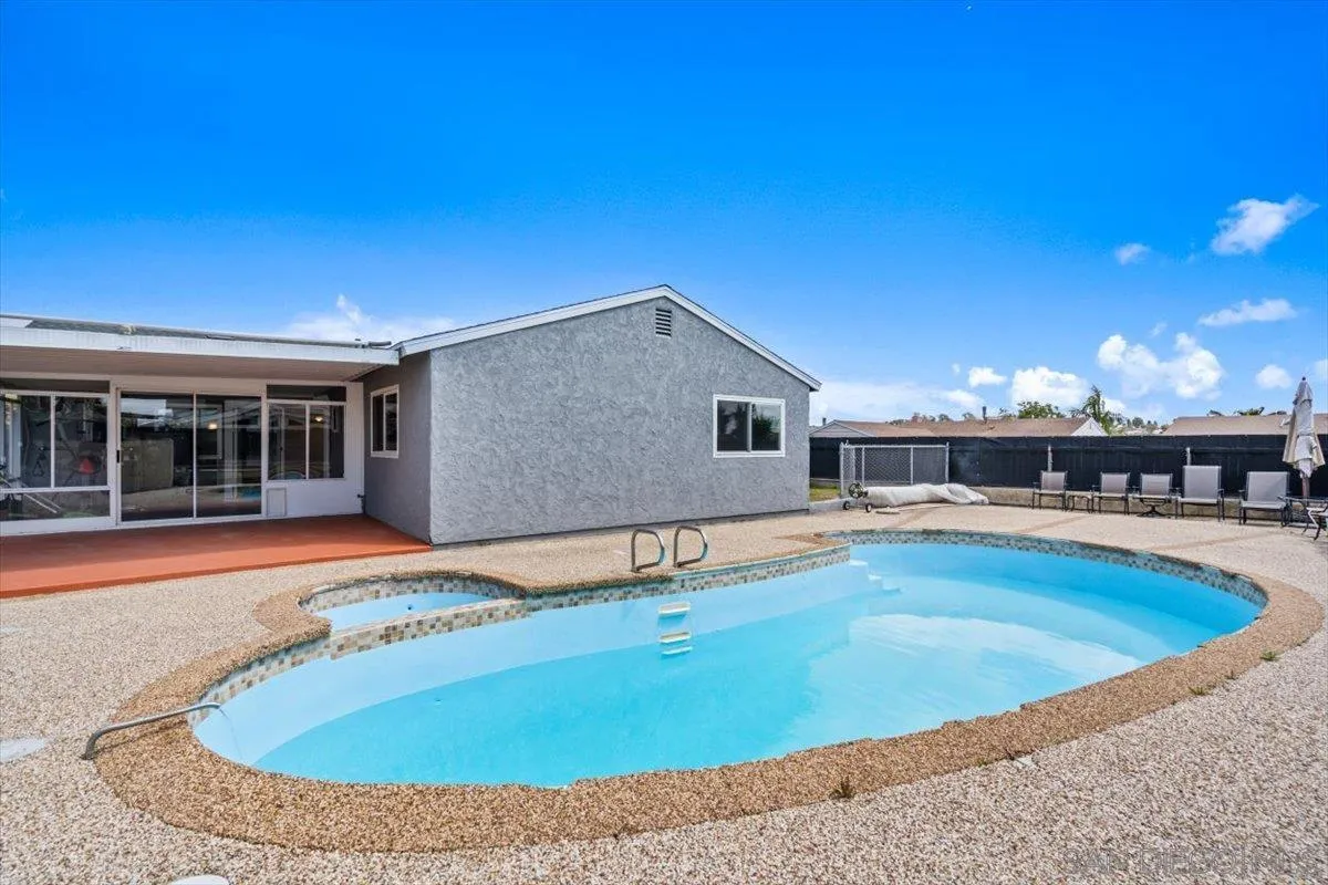https://cdn.realtyfeed.com/cdn/127/250023042/54cbaa9cacc26ddb389d901fb30b527e.webp