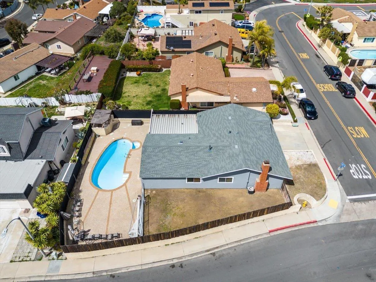 https://cdn.realtyfeed.com/cdn/127/250023042/6a5f9168b54f6691d189c884c35d1165.webp