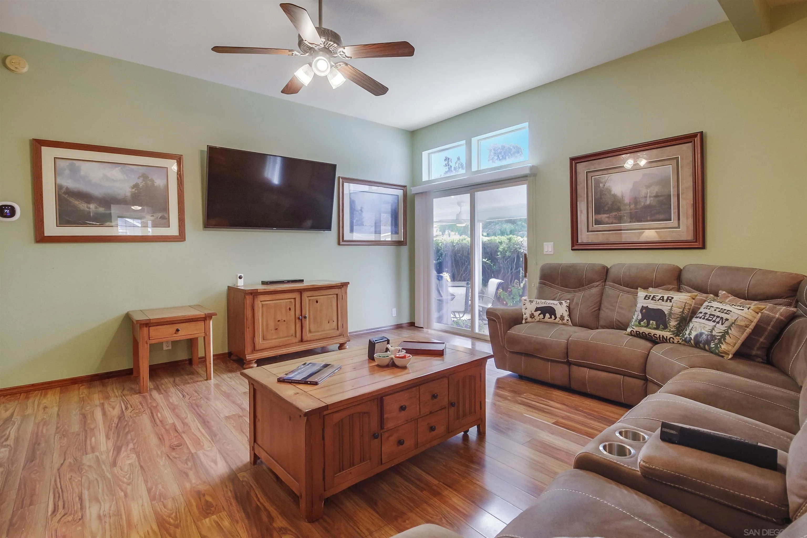 https://cdn.realtyfeed.com/cdn/127/250023083/78c37ec9d35a3287cc44fbb8aea853c4.webp