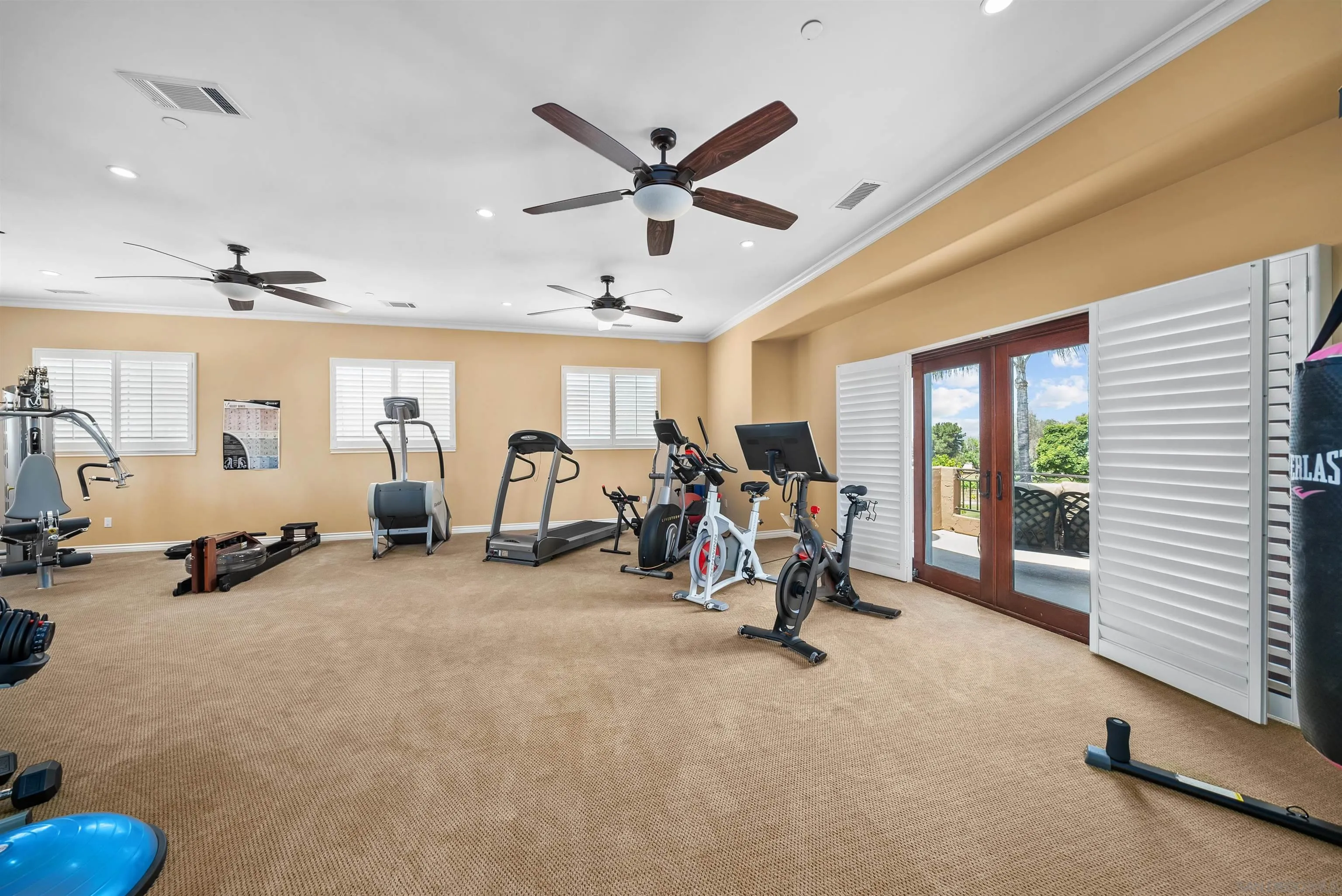 https://cdn.realtyfeed.com/cdn/127/250023121/30f69b54d5c00f10af9908dbb97e2b3d.webp