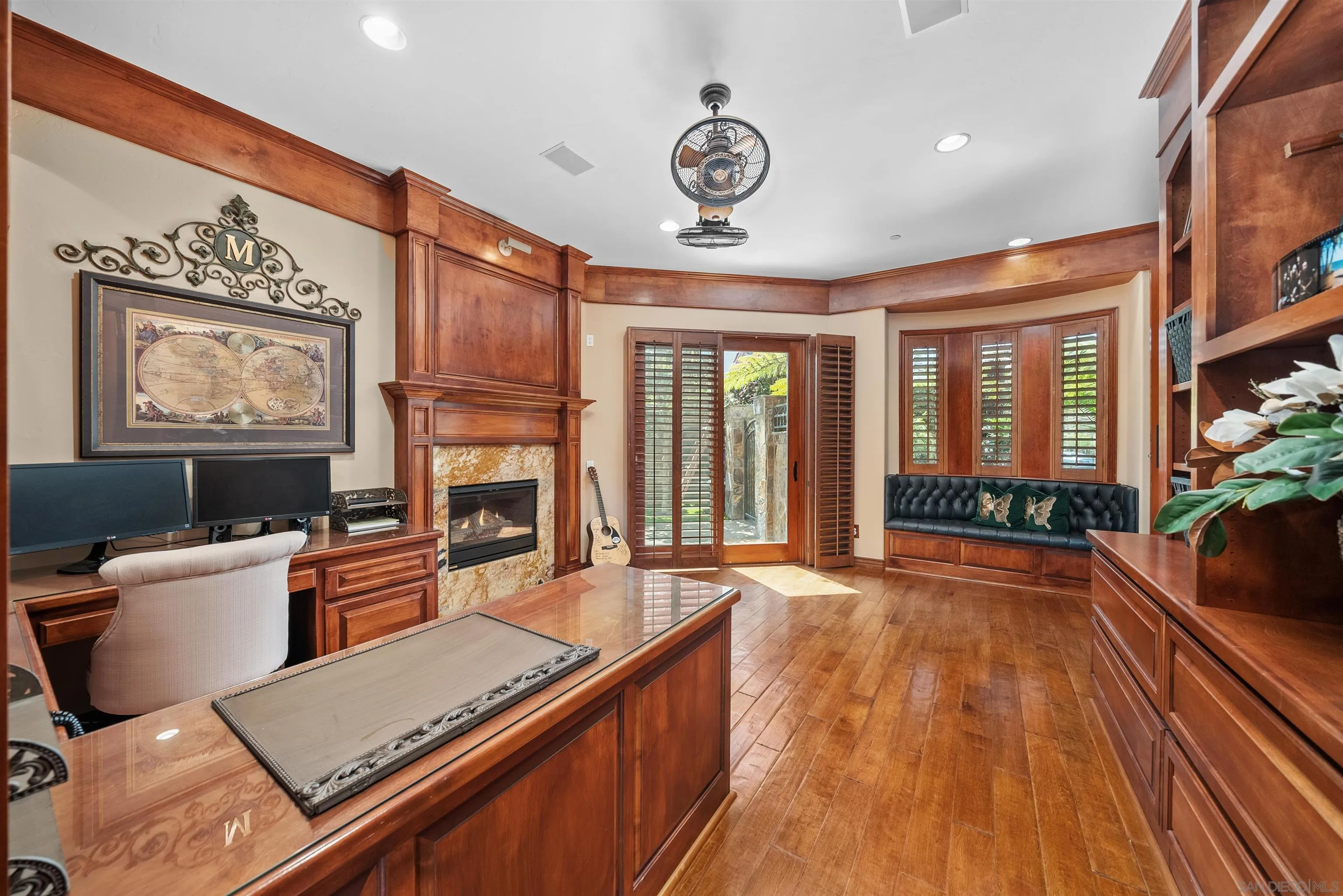 https://cdn.realtyfeed.com/cdn/127/250023121/79def2a0399d9286c6e4bc3682c9846e.webp