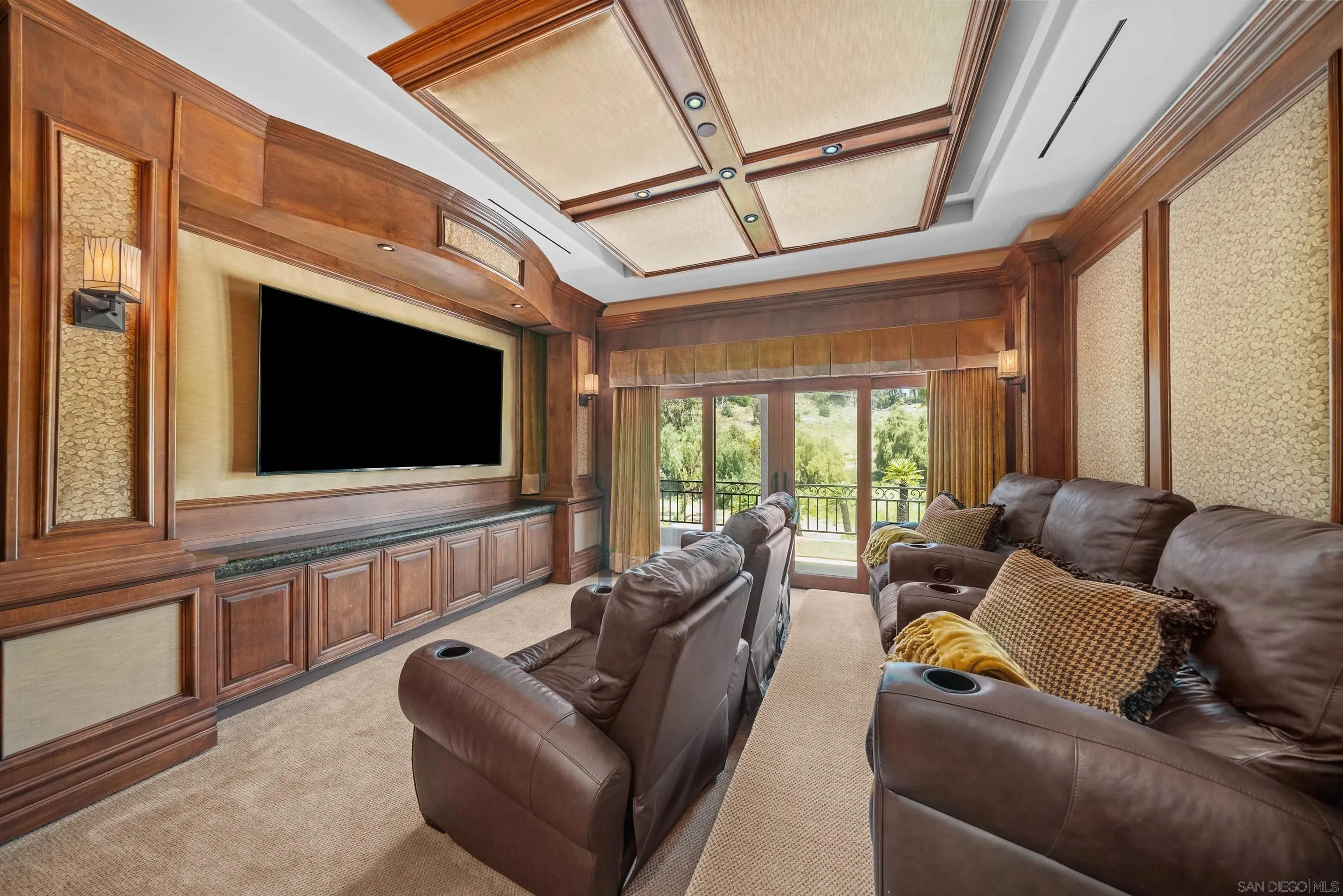 https://cdn.realtyfeed.com/cdn/127/250023121/8f46515fa2d2290d1cf8f19d35a06980.webp