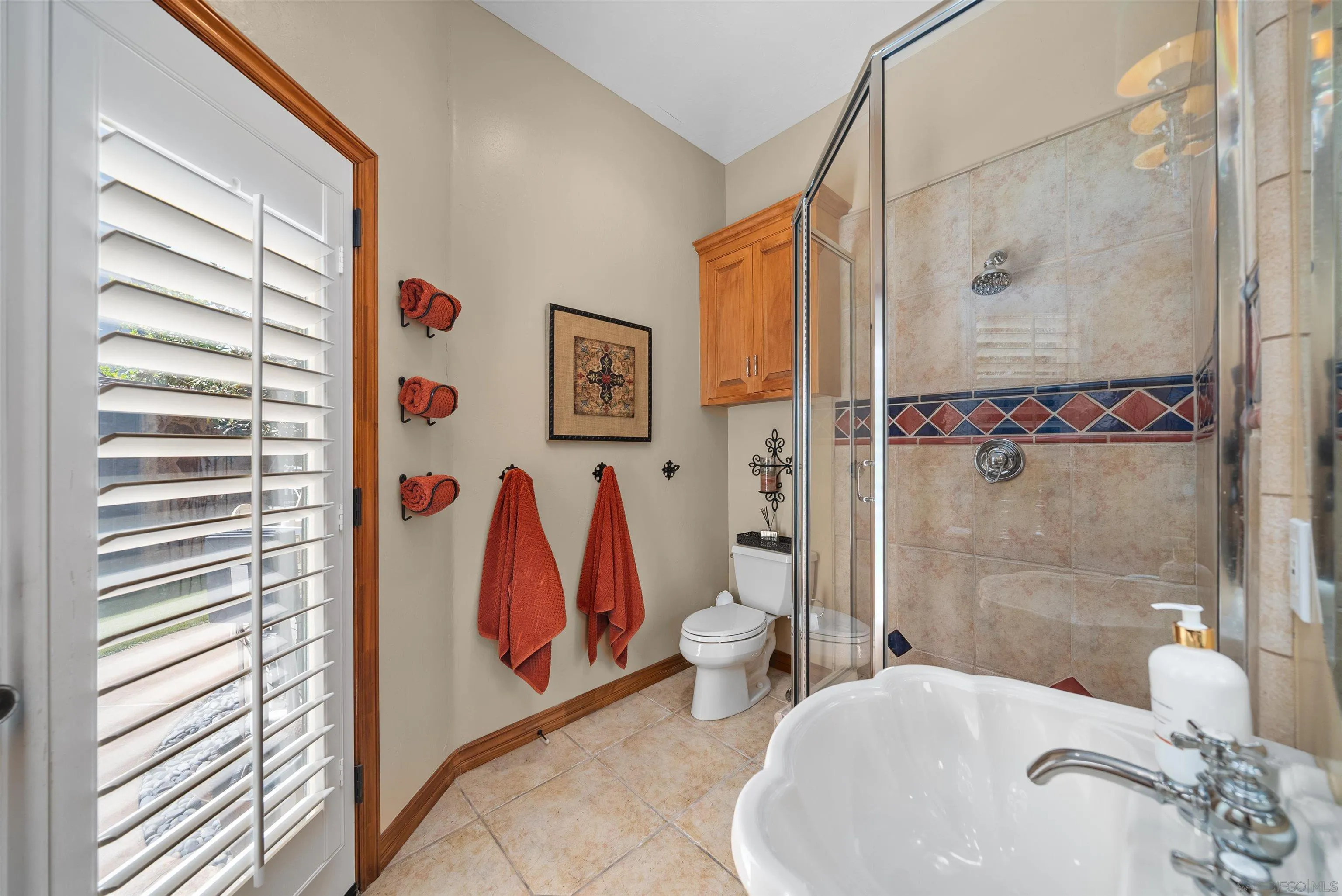 https://cdn.realtyfeed.com/cdn/127/250023121/b491f1fa9f6cd702debd23d041655f45.webp