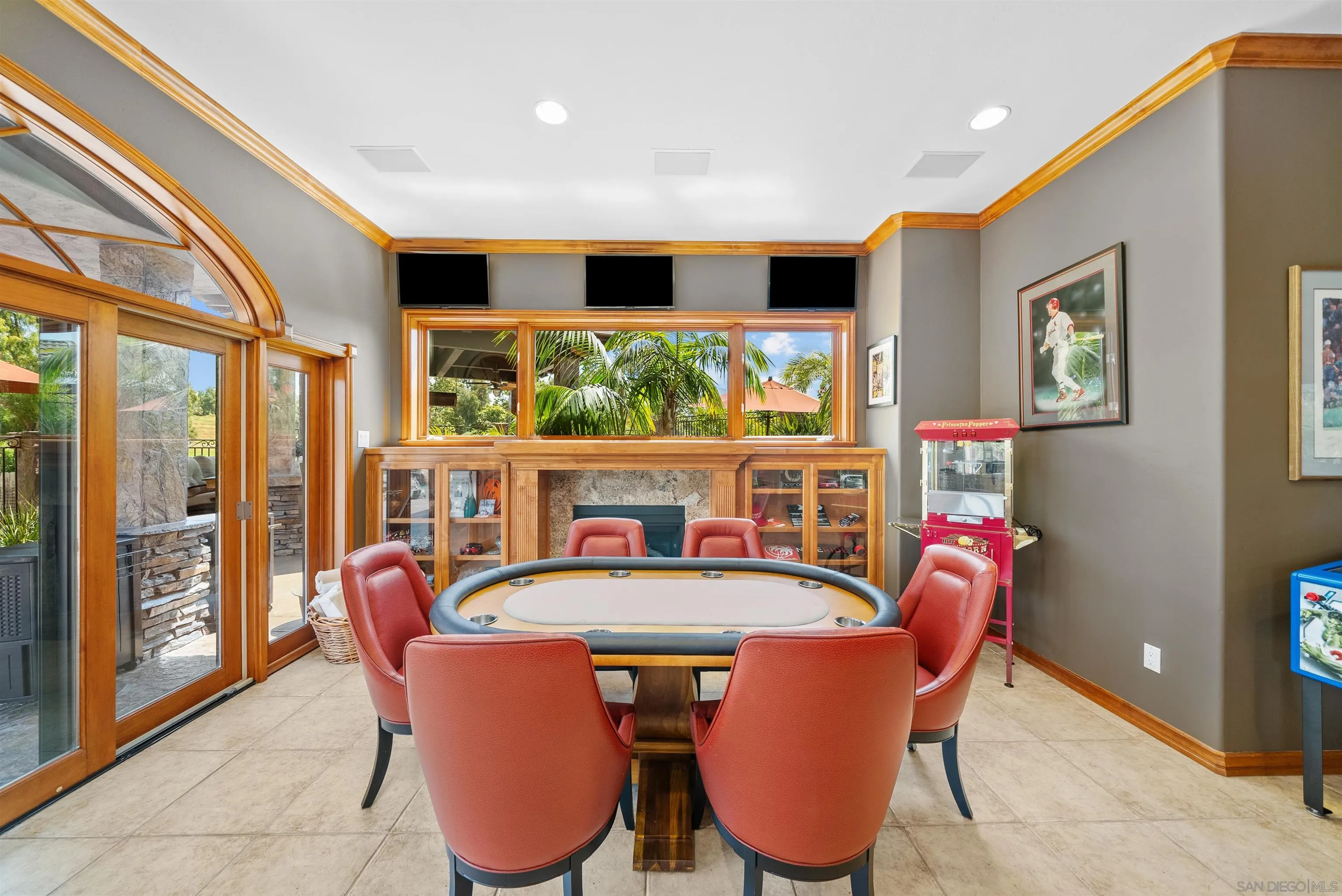 https://cdn.realtyfeed.com/cdn/127/250023121/d25406af15152a064e466e07c8b8d33a.webp