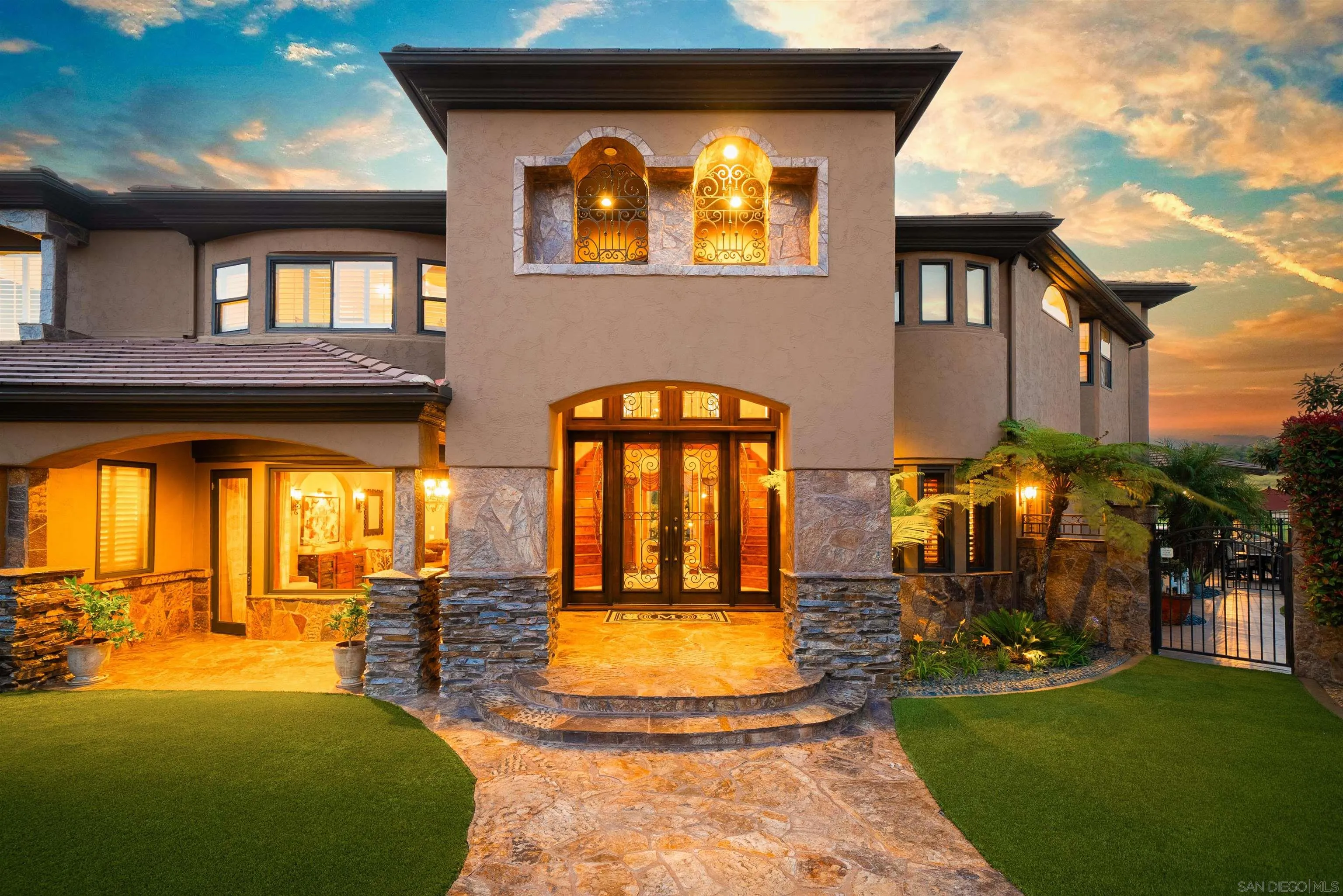 https://cdn.realtyfeed.com/cdn/127/250023121/ed42c27484c458a76b61e7722d2e5c09.webp