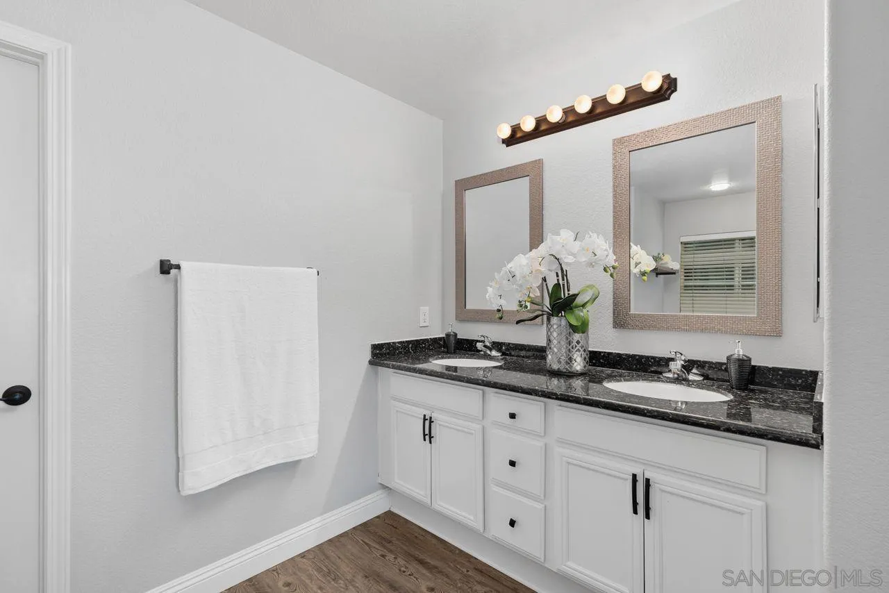https://cdn.realtyfeed.com/cdn/127/250023123/9ede3bedd4f6db8509ab32b1c7dfd6c5.webp