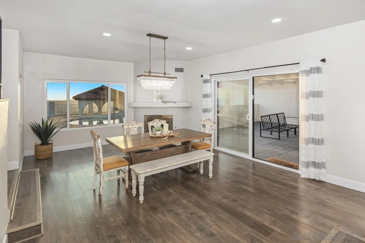 https://cdn.realtyfeed.com/cdn/127/250023142/a39bde06d3479fbefa701e9109568969.webp
