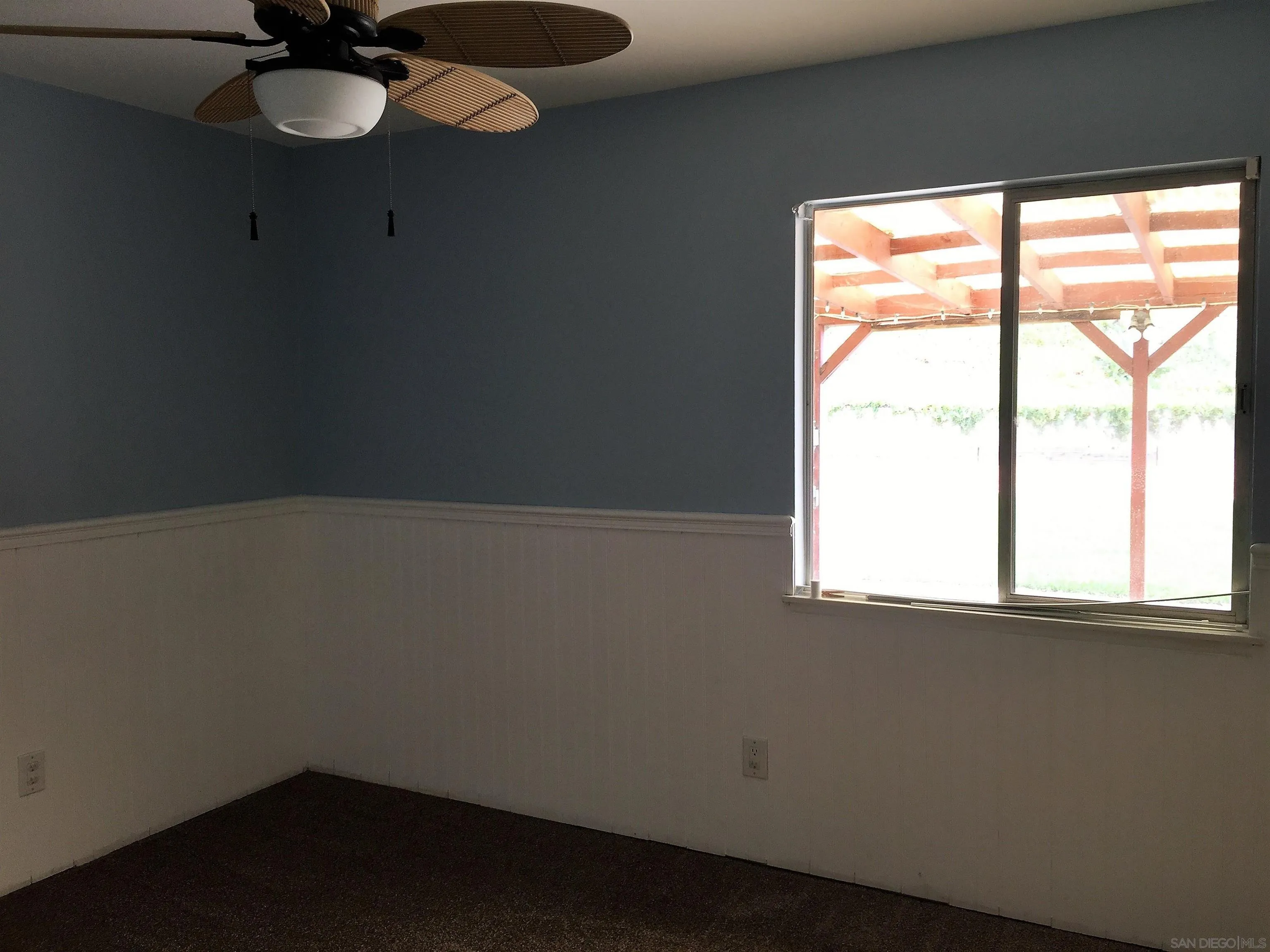 https://cdn.realtyfeed.com/cdn/127/250023148/c07d1823bdefa2783b06d2aaef6b2497.webp