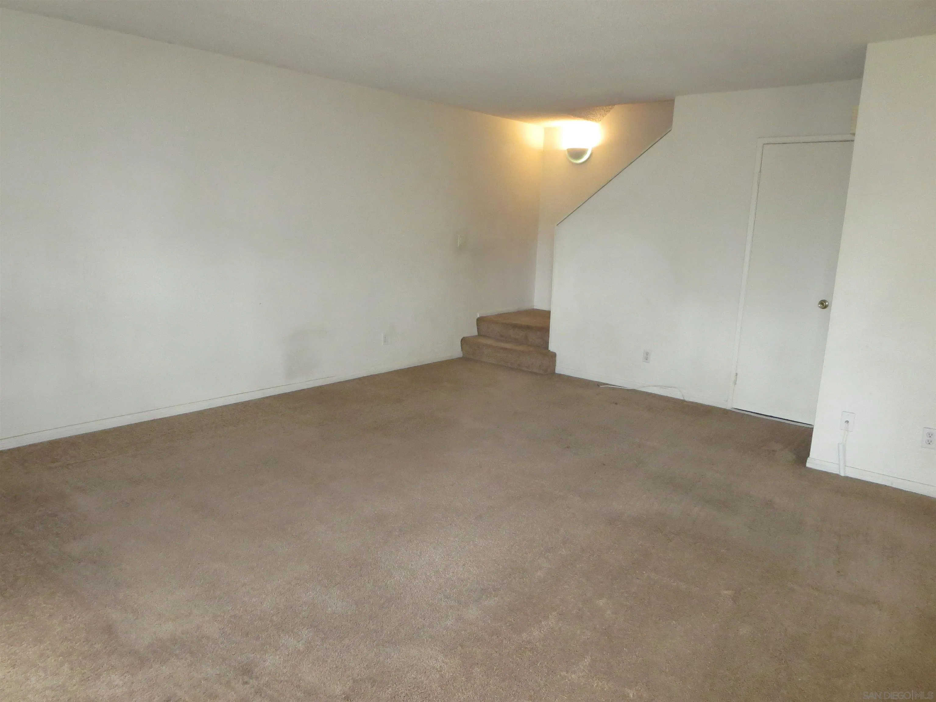 Photo #11: 250023153 Listing: Photo #11