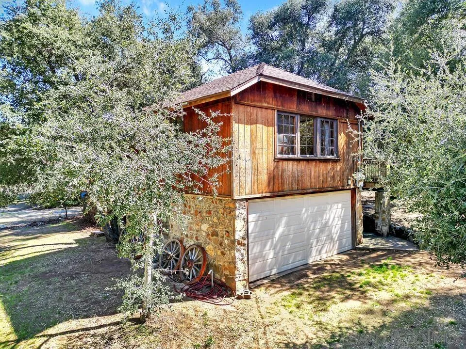 https://cdn.realtyfeed.com/cdn/127/250023200/924e76fe95e694d359bc7c206918a7f8.webp