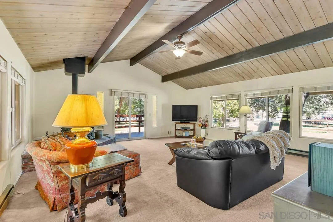 https://cdn.realtyfeed.com/cdn/127/250023200/a56c7e94184af8e07e10a57fae8c5920.webp