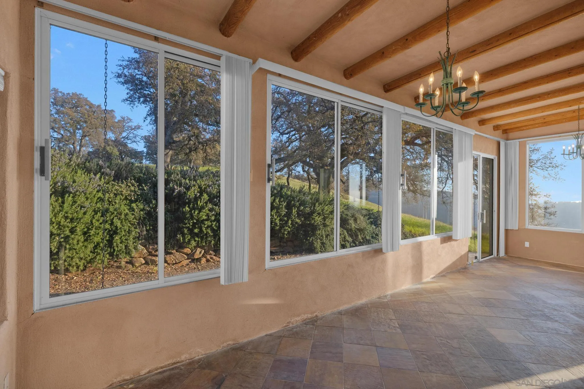 https://cdn.realtyfeed.com/cdn/127/250023205/814b68db6a3512a74b575e1bceff4693.webp