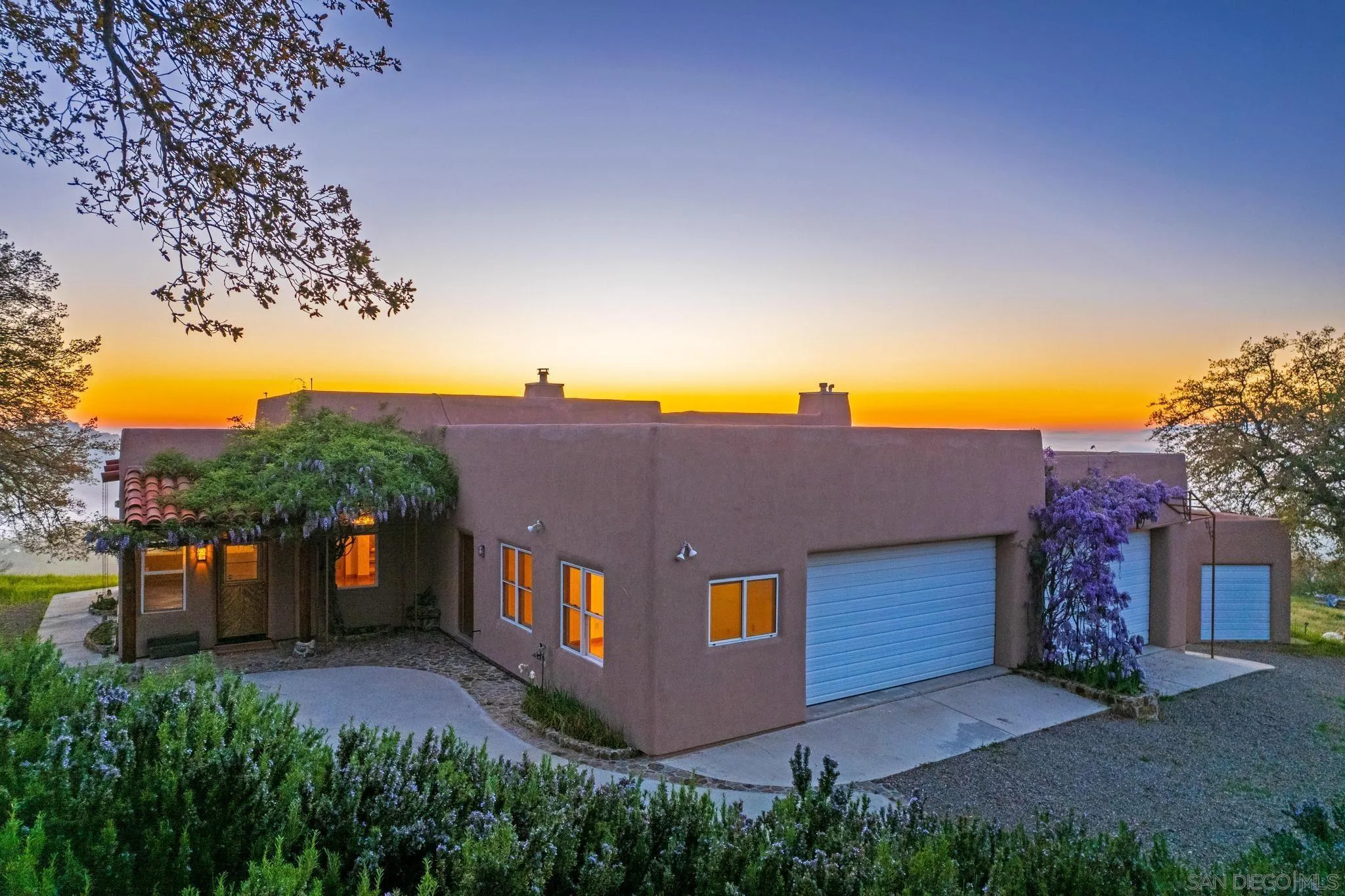 https://cdn.realtyfeed.com/cdn/127/250023205/9fb5ed272cd47f0a3f20ae5b716df30f.webp