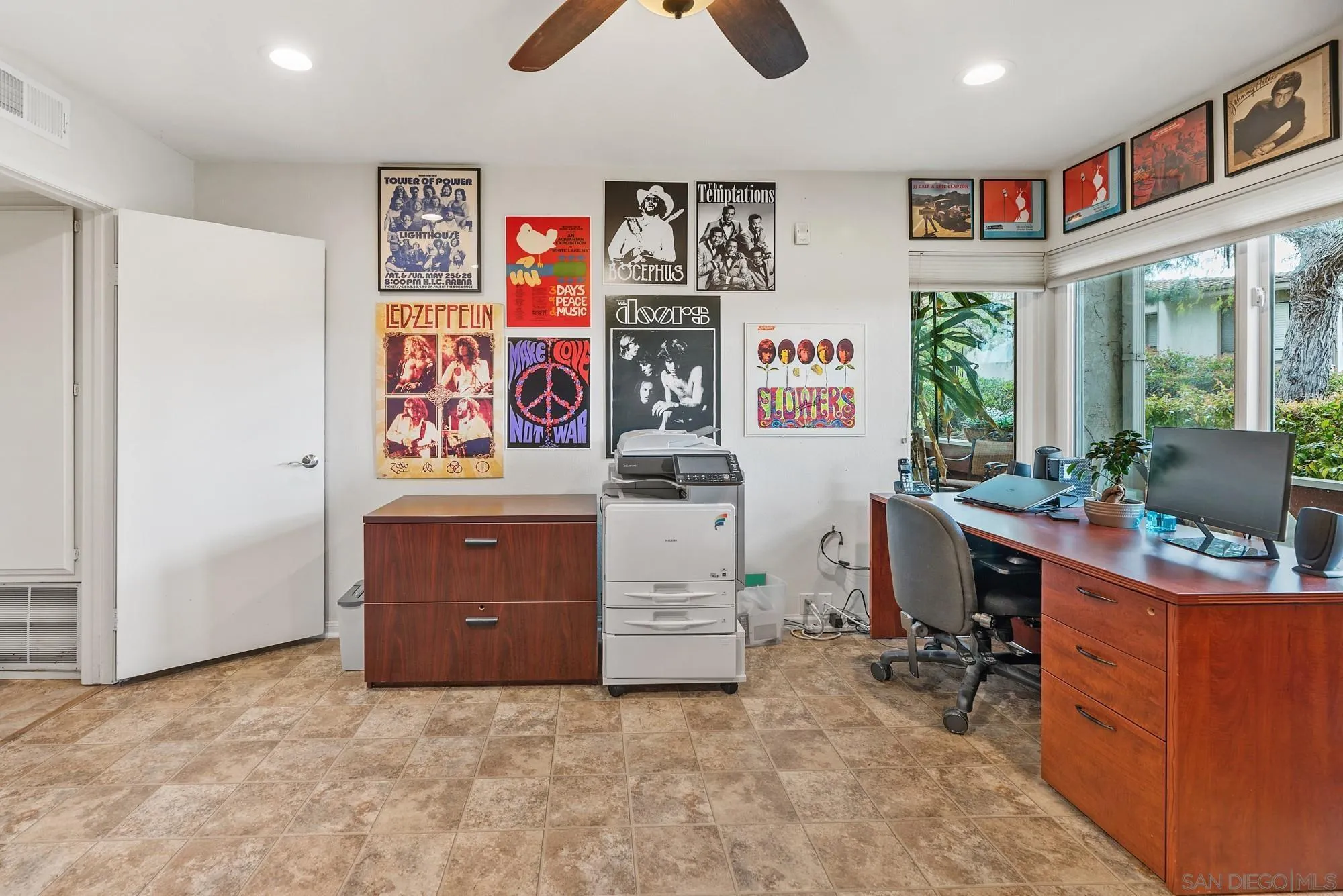 https://cdn.realtyfeed.com/cdn/127/250023218/abcece26107aa0bf0b476e9be89e9300.webp