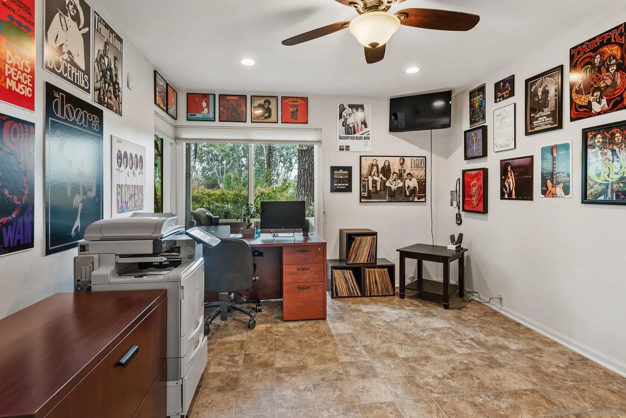 https://cdn.realtyfeed.com/cdn/127/250023218/c00b1258d92e524b90903c8131b547c0.webp