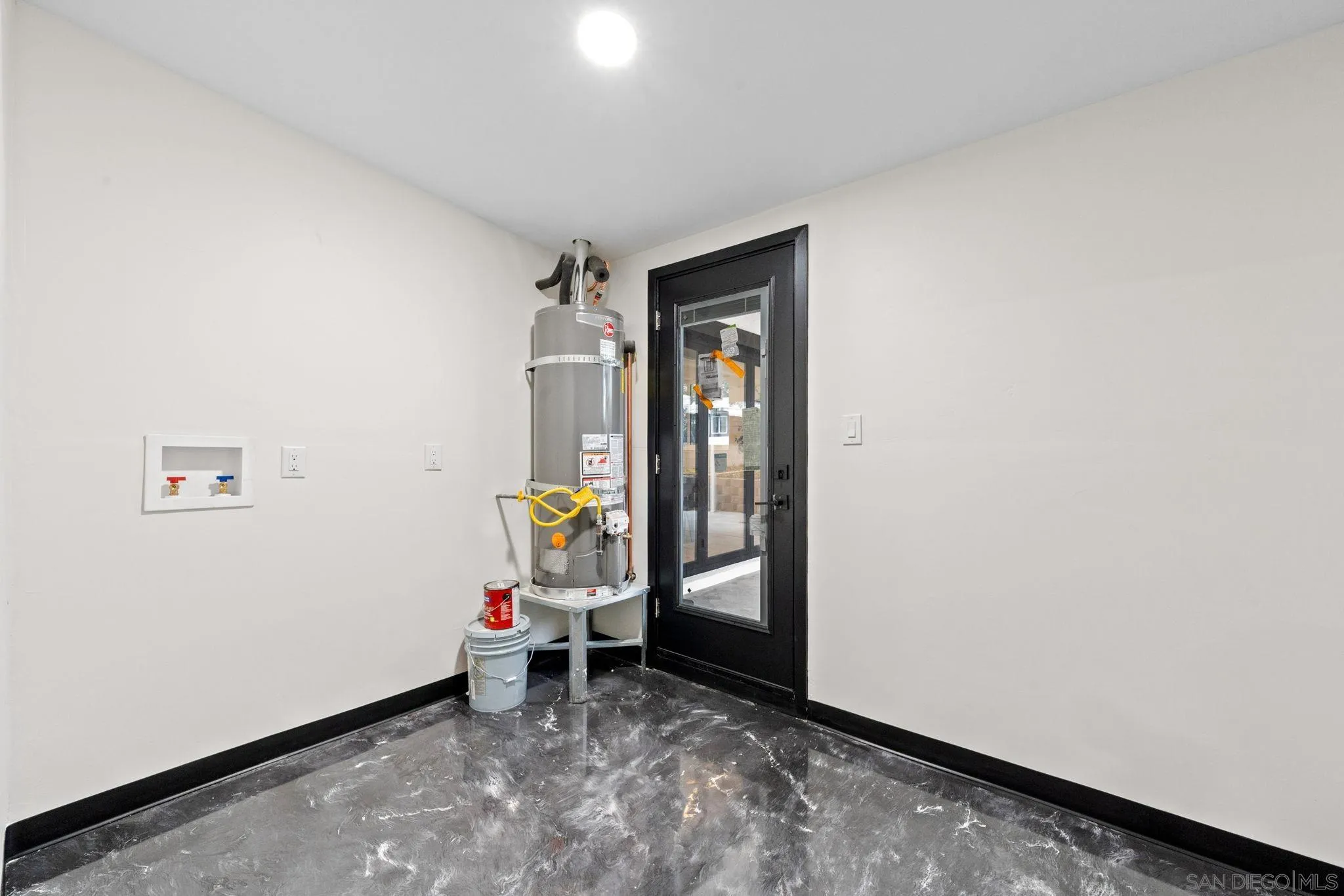 https://cdn.realtyfeed.com/cdn/127/250023282/9b440dd546994ca627089b635932f60a.webp