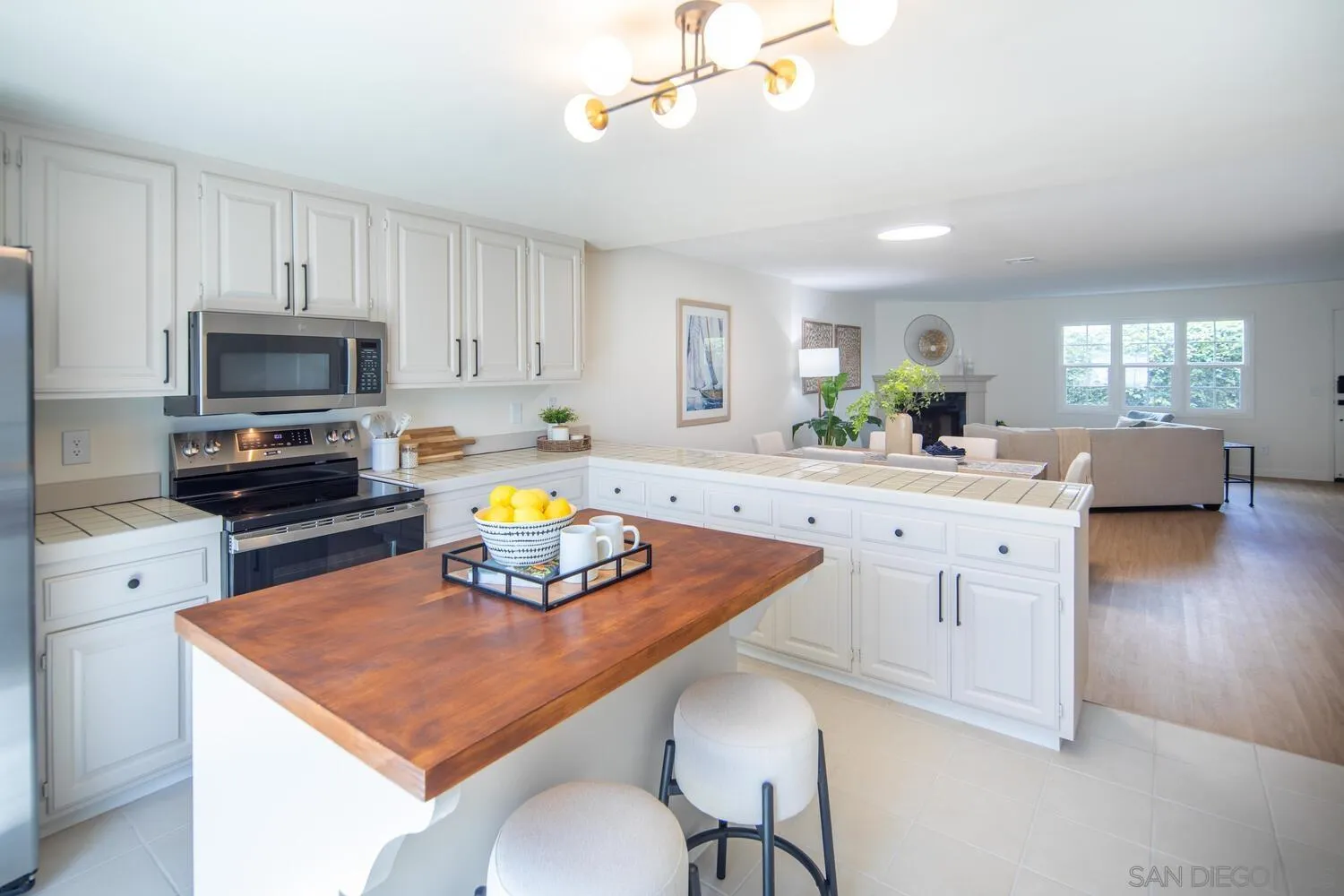 Photo #11: 250023359 Listing: Photo #11