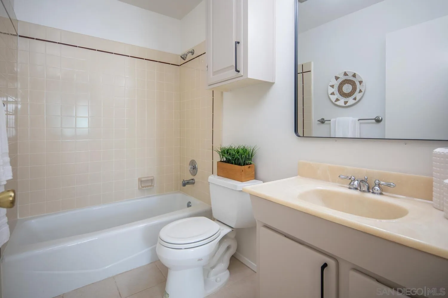 Photo #32: 250023359 Listing: Photo #32