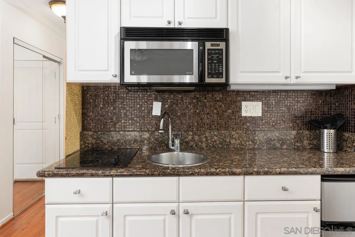 Photo #12: 250023360 Listing: Photo #12