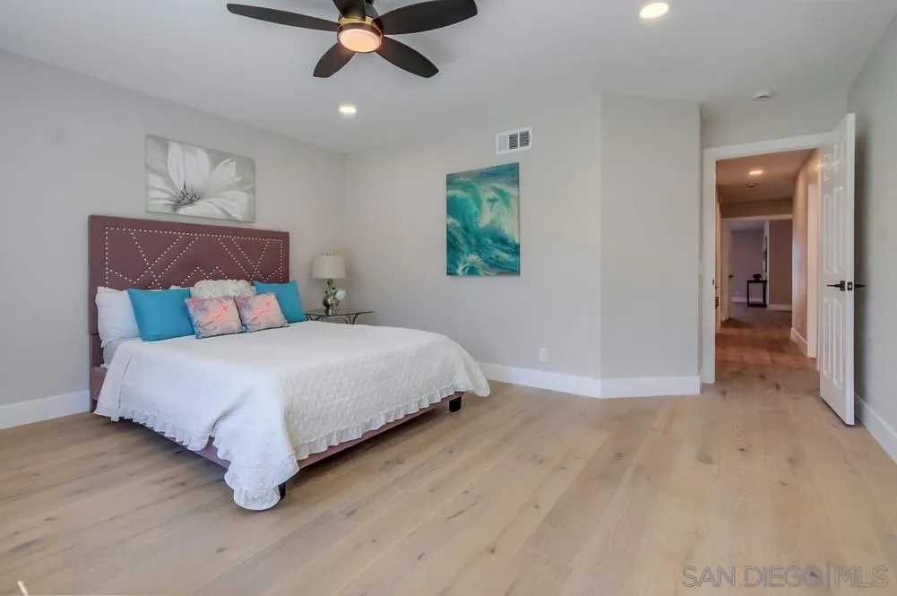 https://cdn.realtyfeed.com/cdn/127/250023364/8c37add209d88d25cb337dd5de8b7163.webp