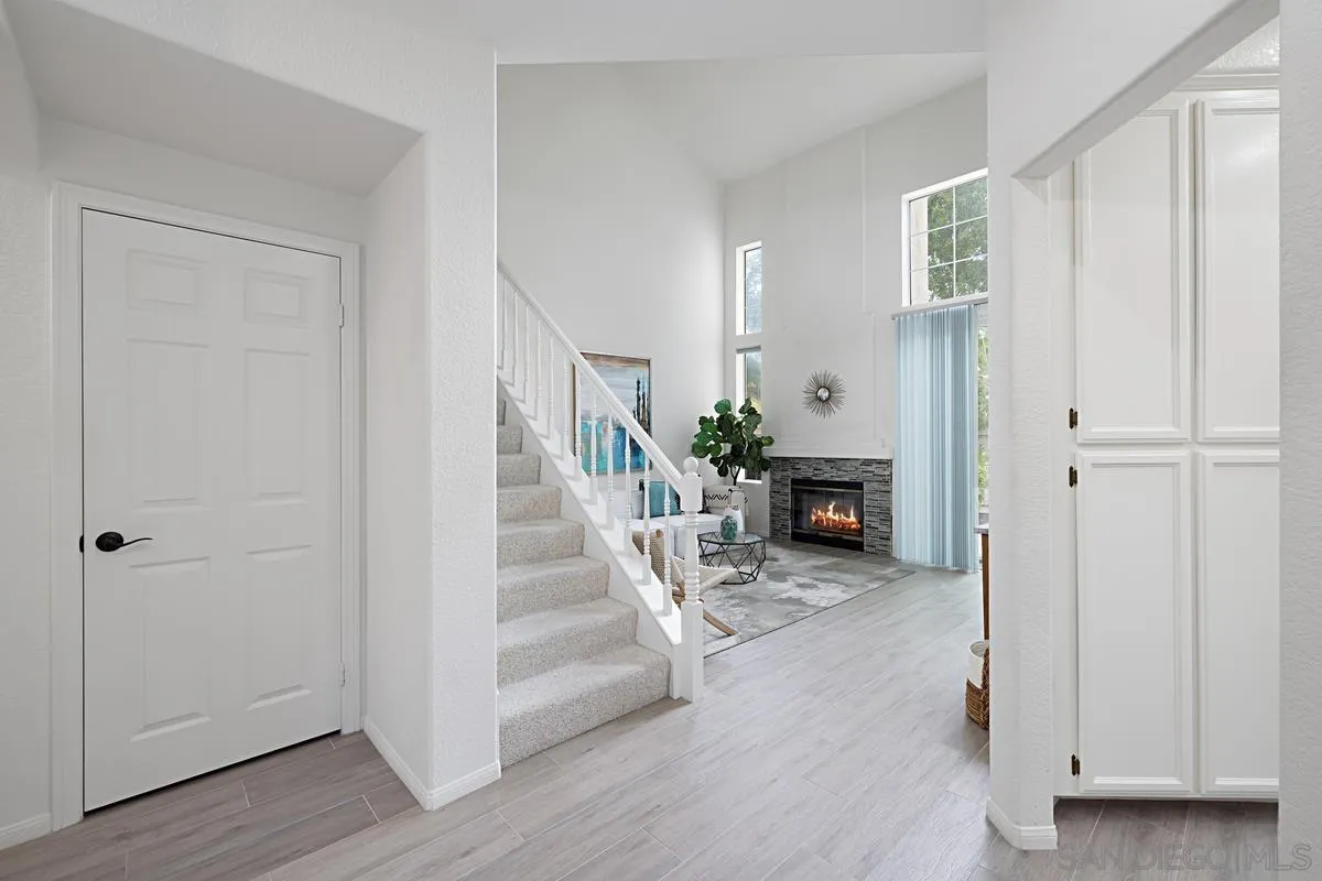 https://cdn.realtyfeed.com/cdn/127/250023367/ba3375036ce26596bcf463b12d69de81.webp