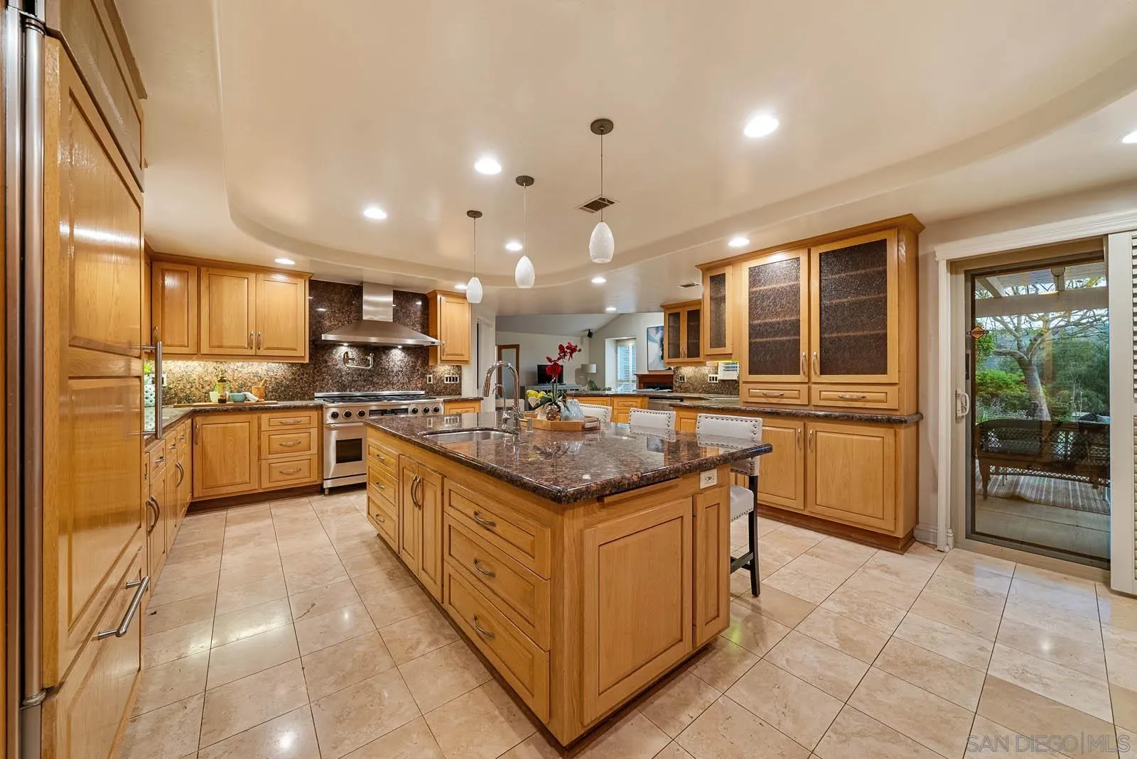 https://cdn.realtyfeed.com/cdn/127/250023371/22c04a601dfb8eb0a69ae2061eaf0420.webp