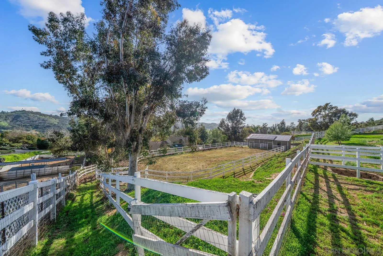 https://cdn.realtyfeed.com/cdn/127/250023371/3c476e6cb5c38ef026f91ffc8a031e8f.webp