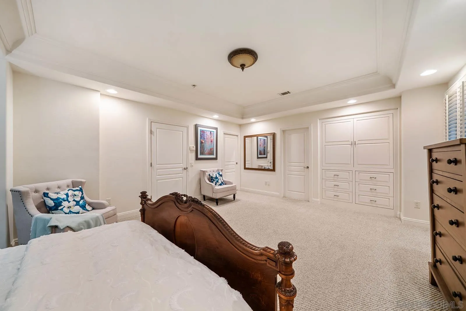 https://cdn.realtyfeed.com/cdn/127/250023371/890b6bd5bc66a50e1b5c441f6ba118a2.webp