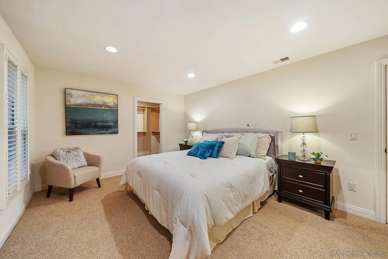 https://cdn.realtyfeed.com/cdn/127/250023371/c2fbd942f4258b388e00292931fc4e06.webp
