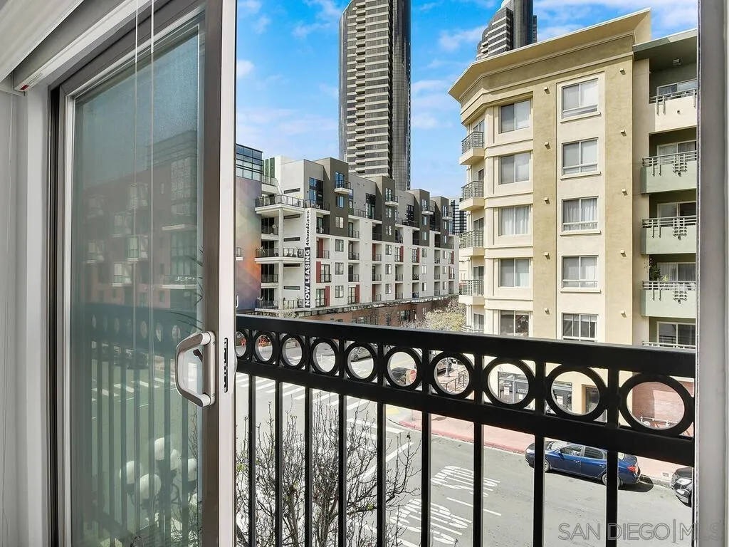 Photo #11: 250023377 Listing: Photo #11