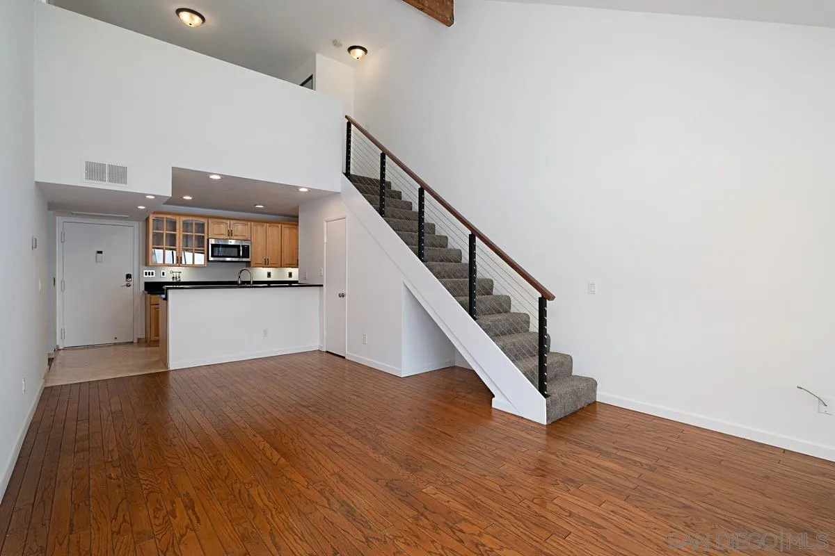 Photo #4: 250023386 Listing 
